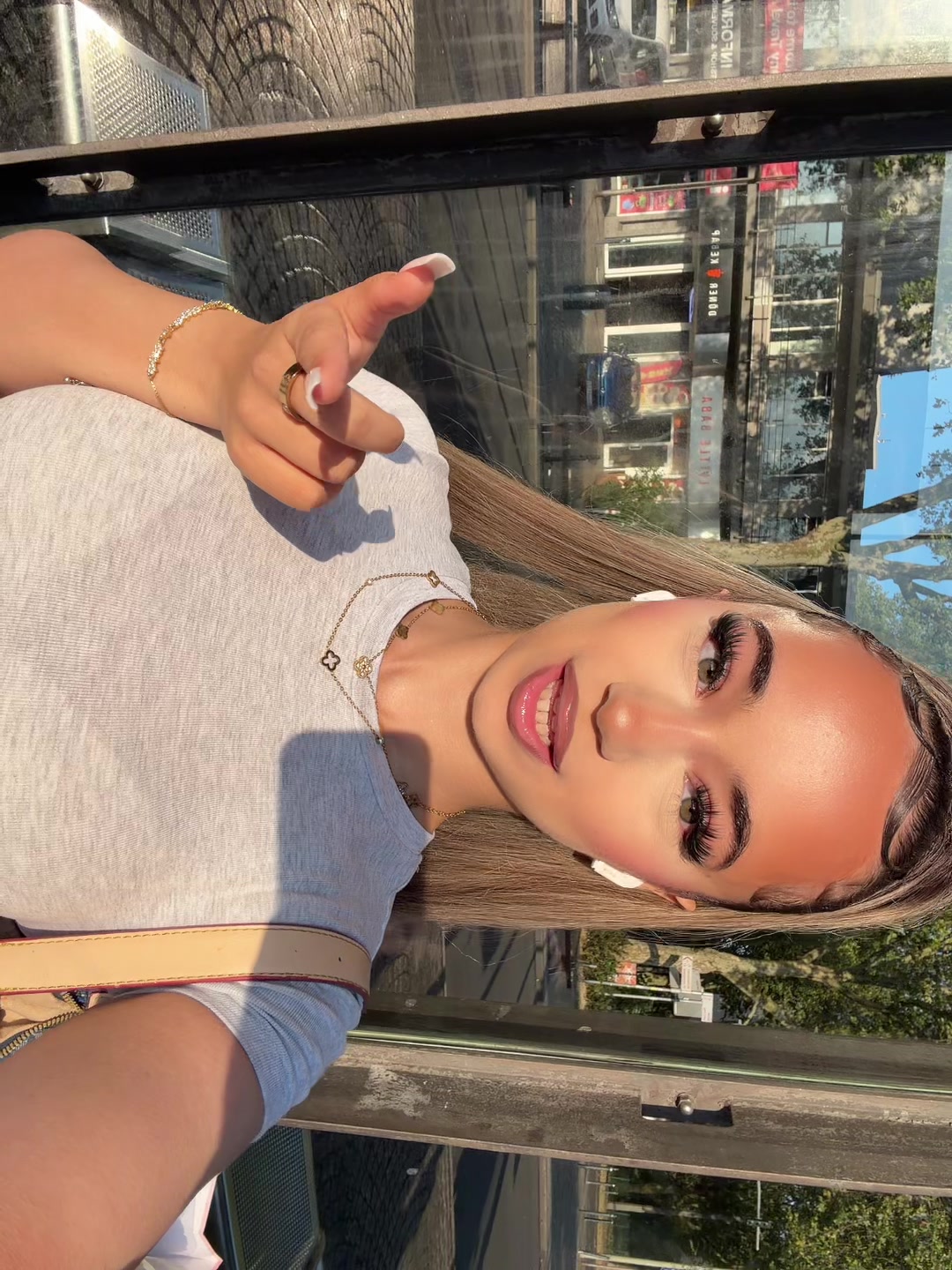 @V