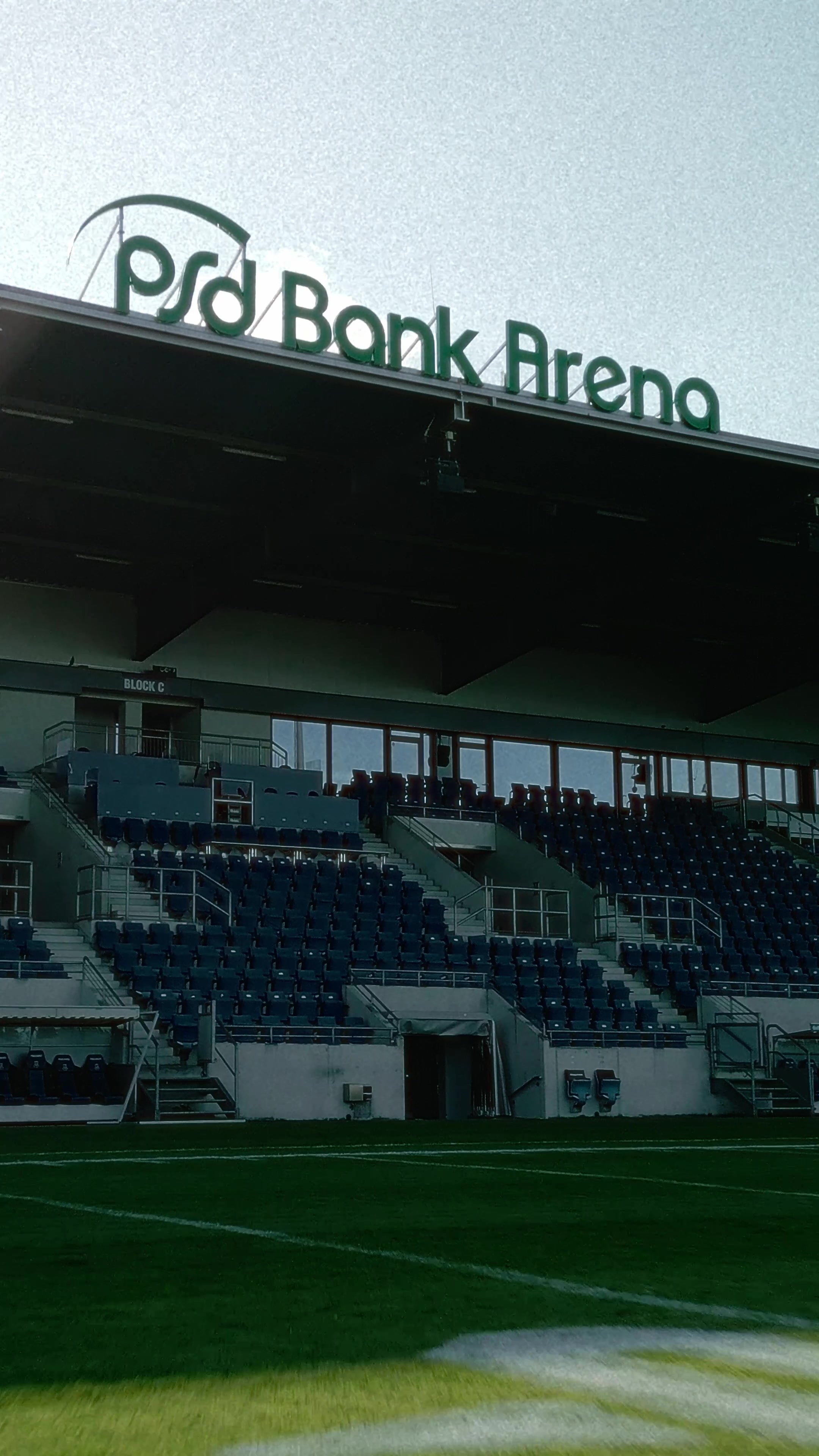 @Frankfurt Galaxy