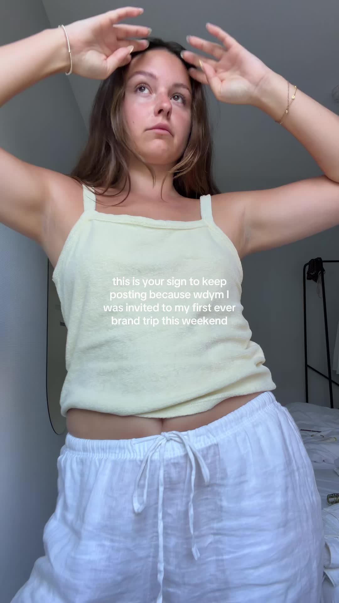 @melissamclghln