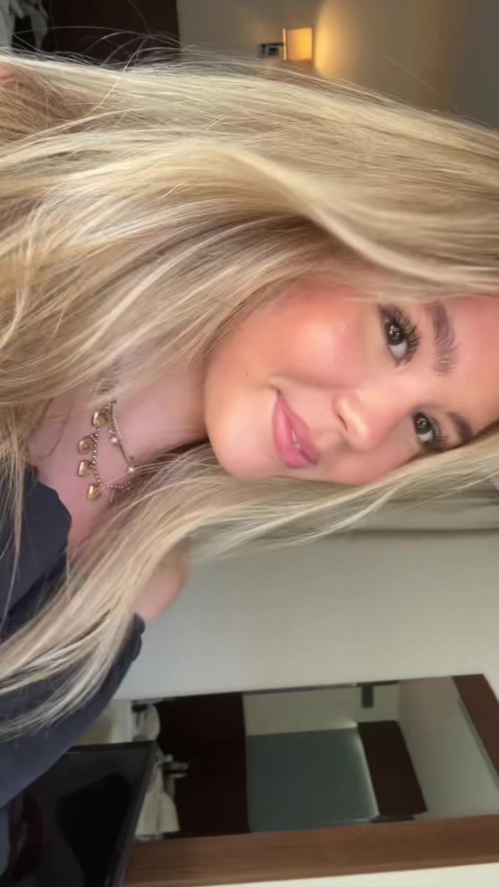 @Vꨄ