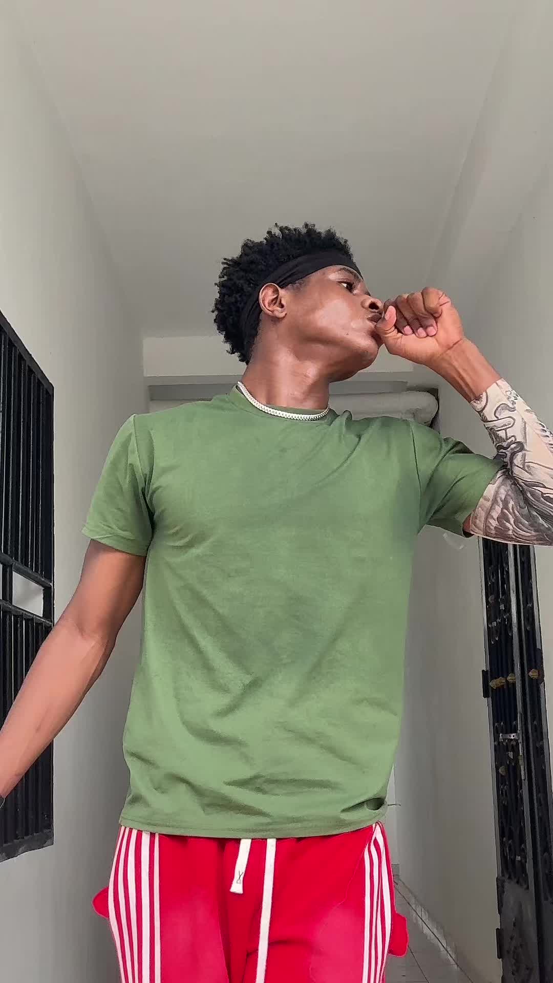 @𝐋𝐎&Iuml;𝐂 𝐀𝐃𝐀𝐌𝐒