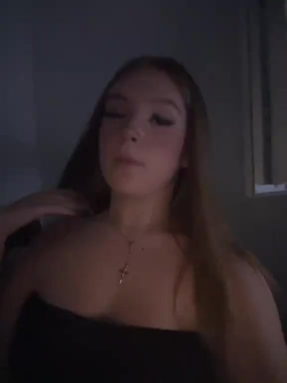 @𝒶𝓁𝒾𝒸𝑒🌟