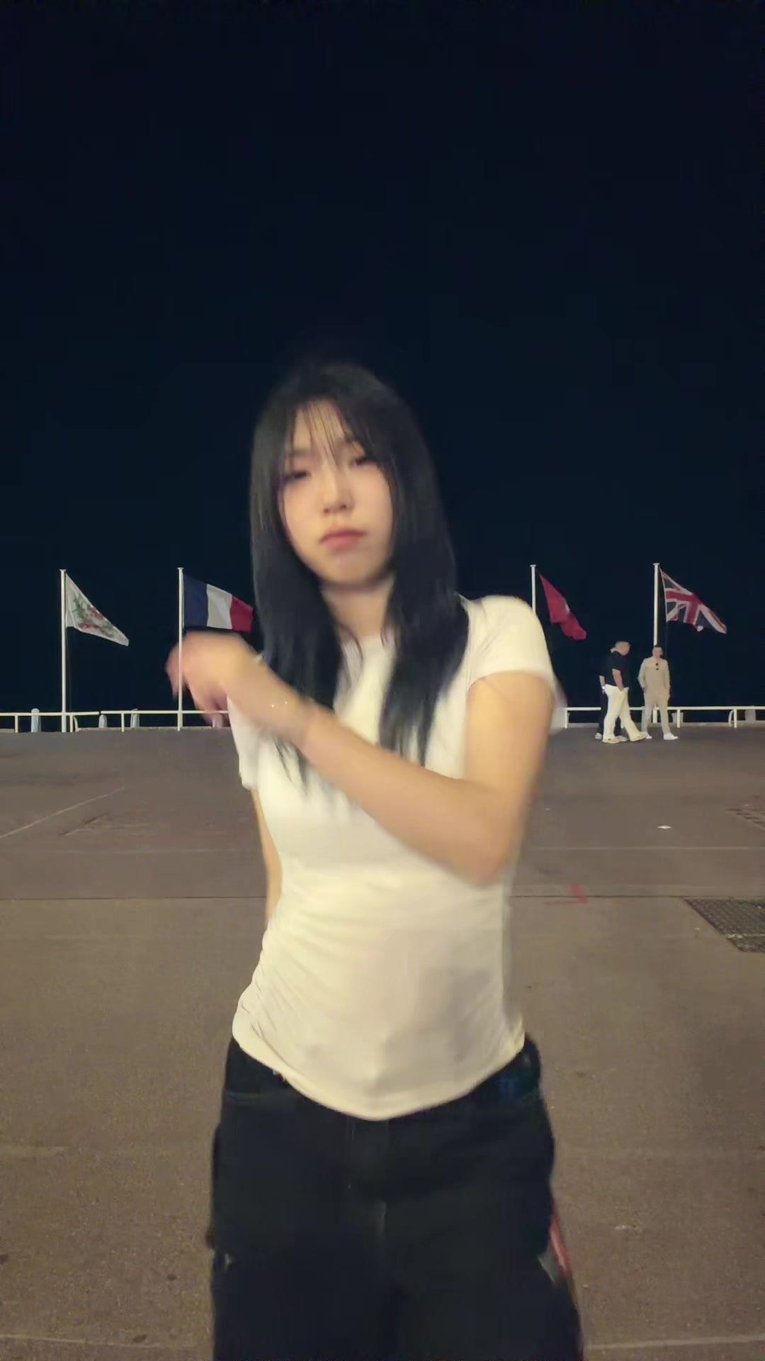@𝑯𝒂𝒚𝒆𝒐𝒏𝒊