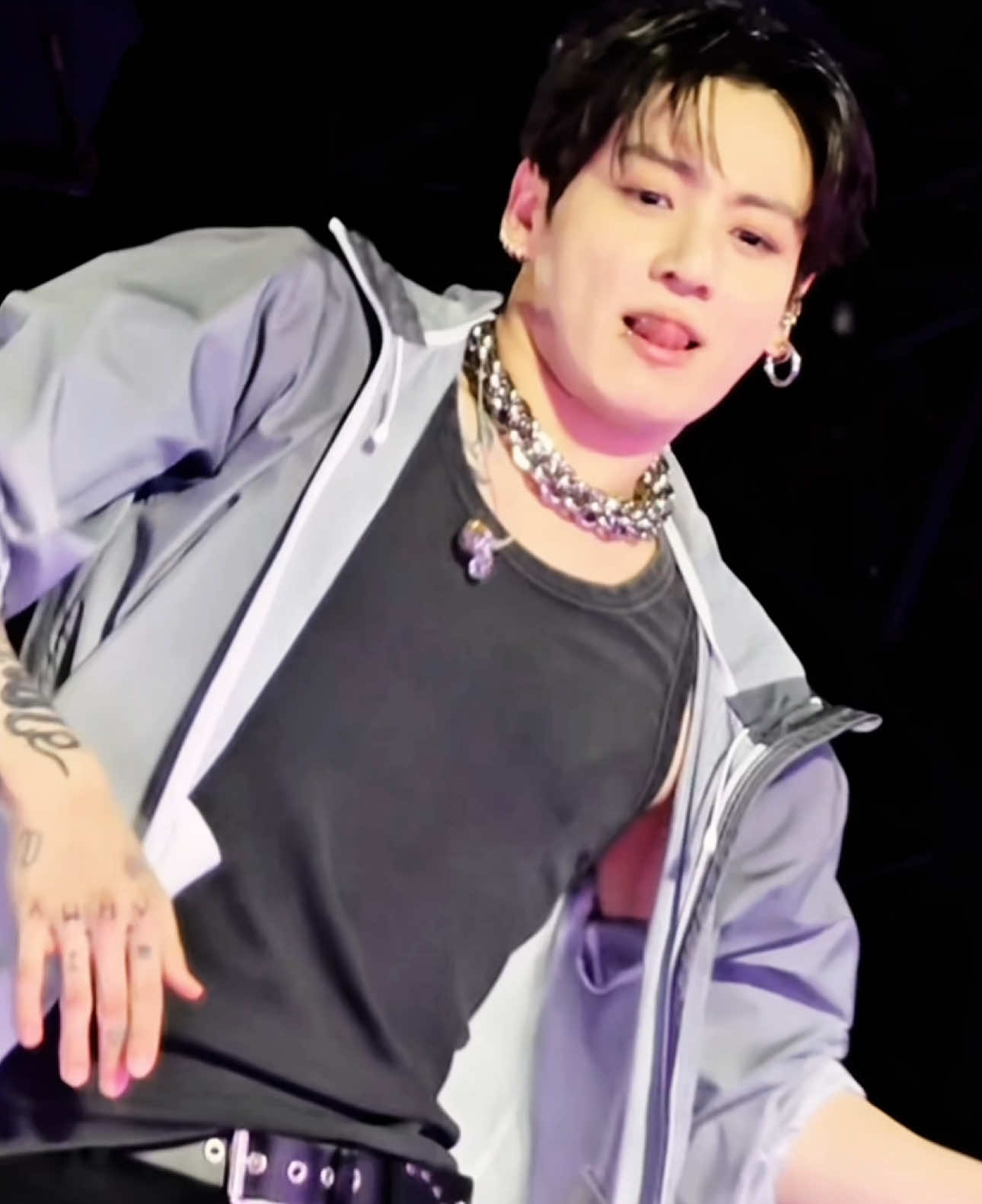 @ash⁷ is seeing BTS