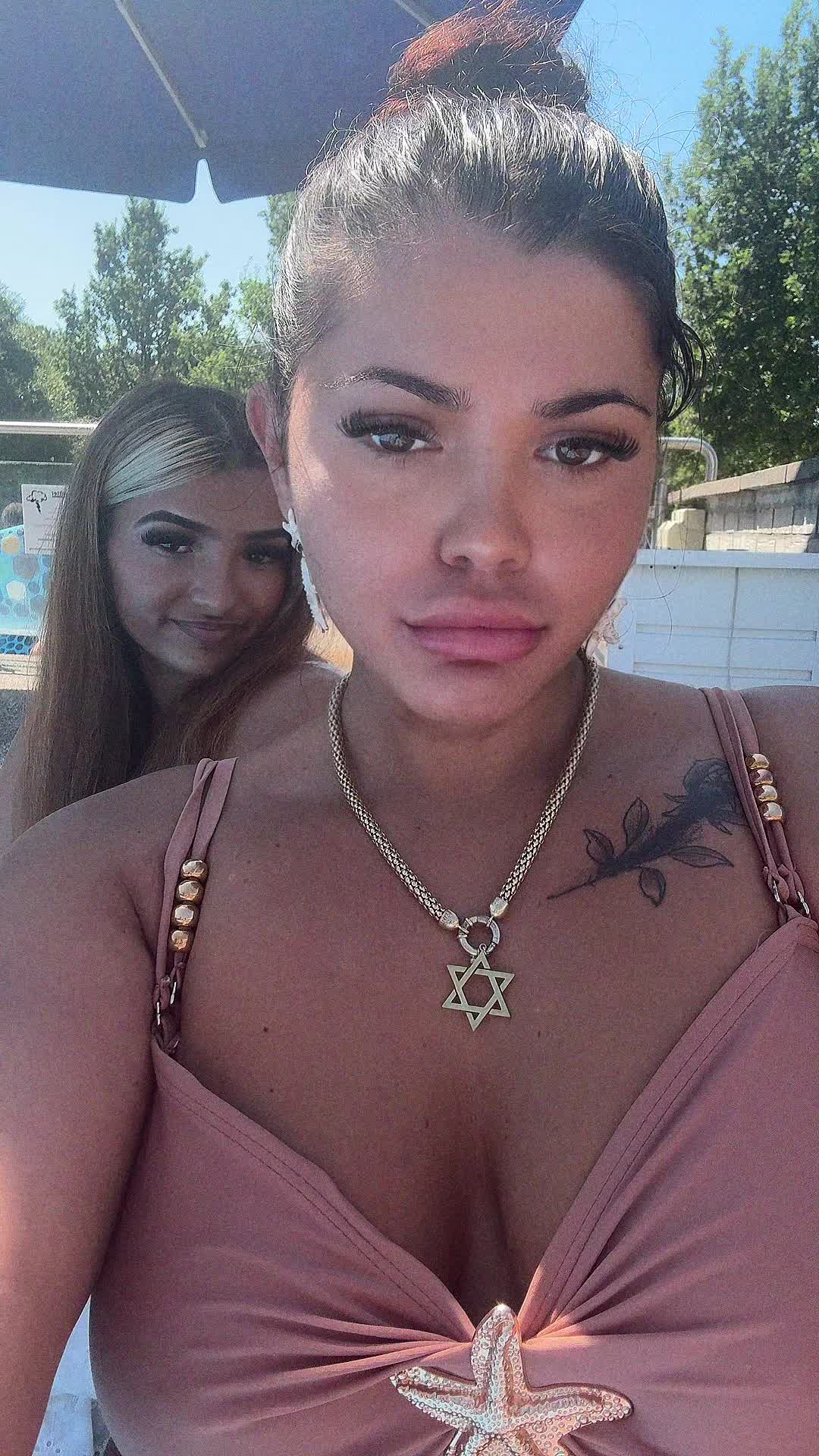 @HotLavaLady💋