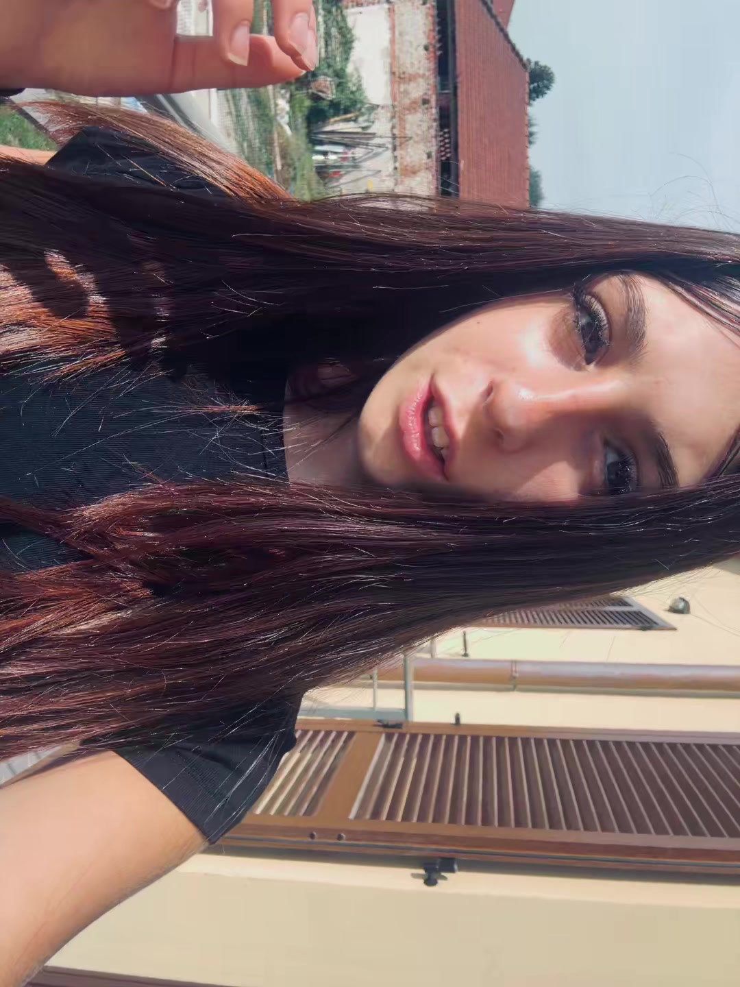 @𝟐𝟐
