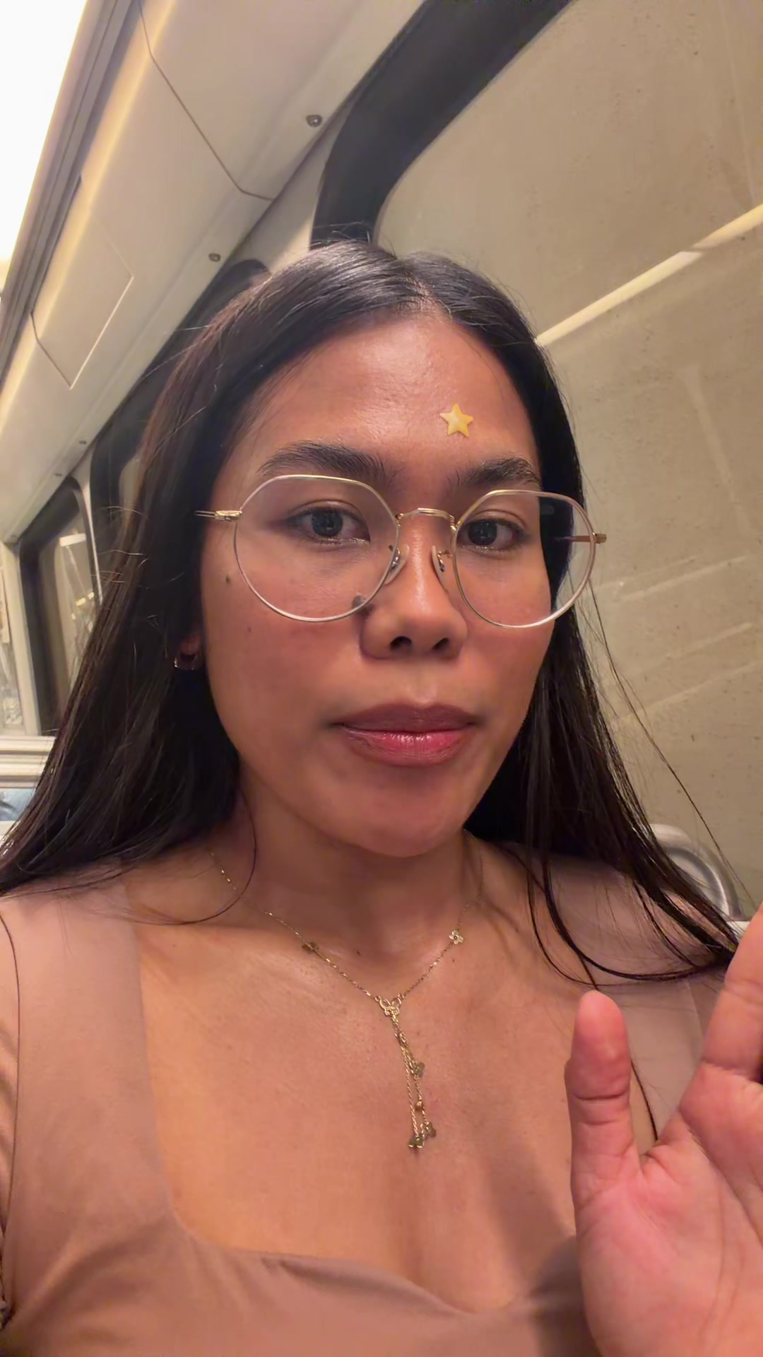 @therealviann
