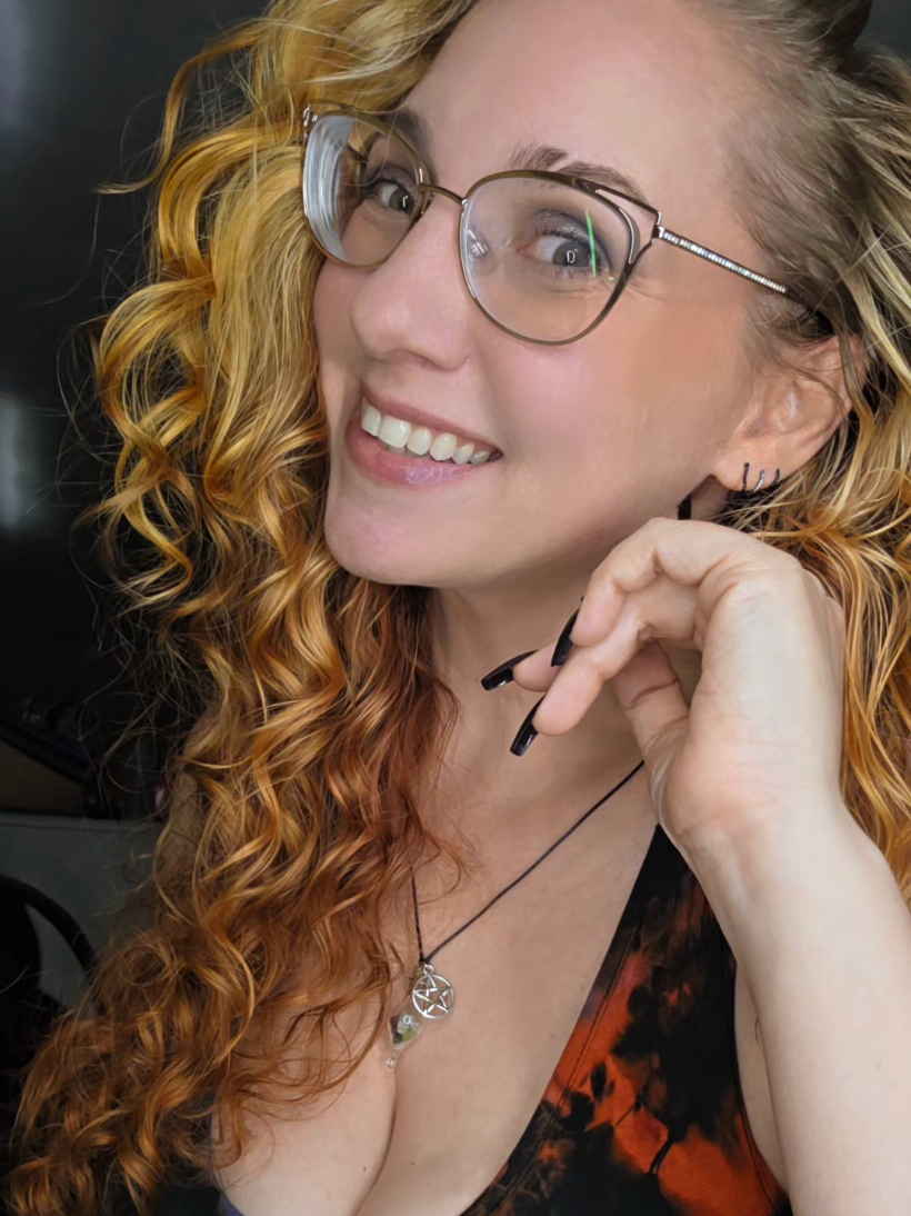 @HayAnna