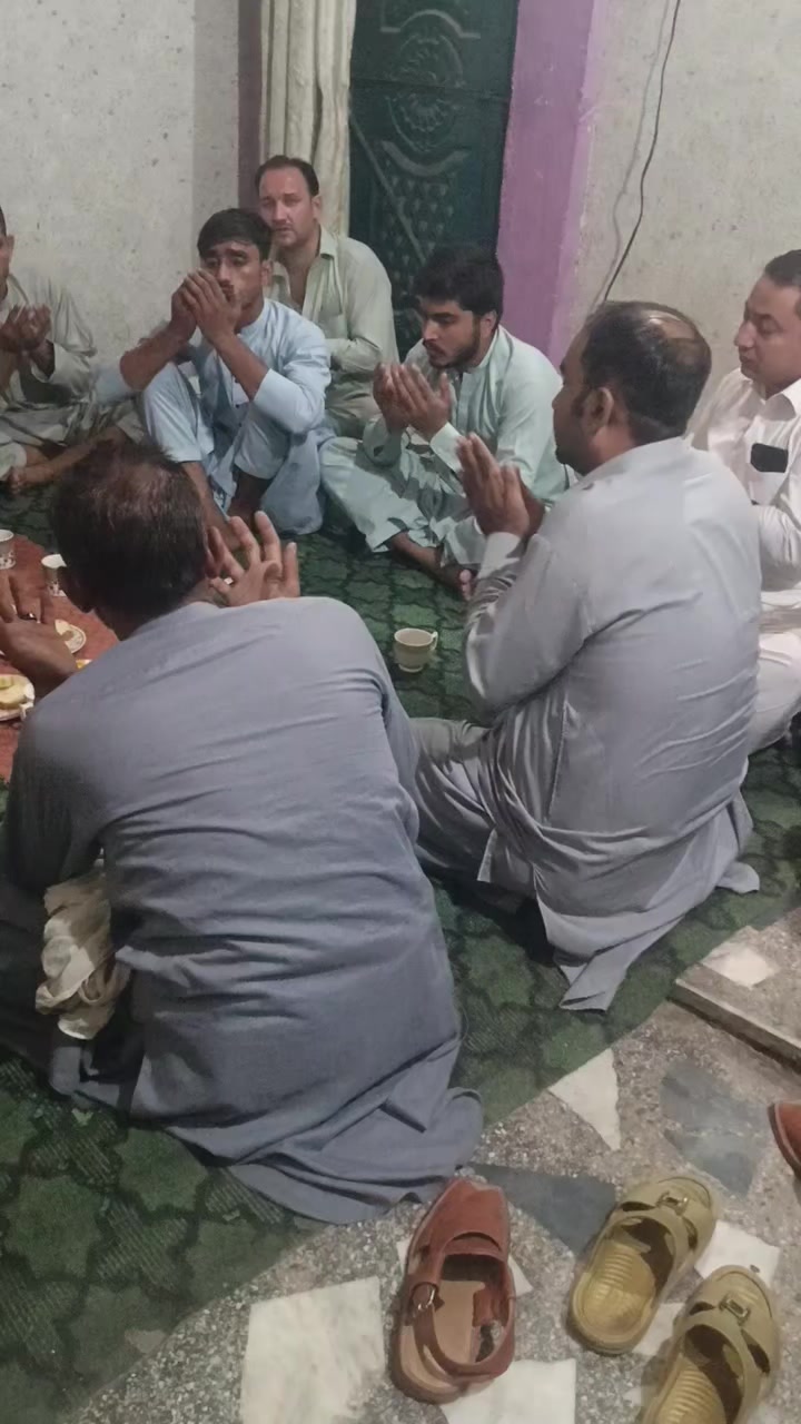 @Afaq Khan 👑