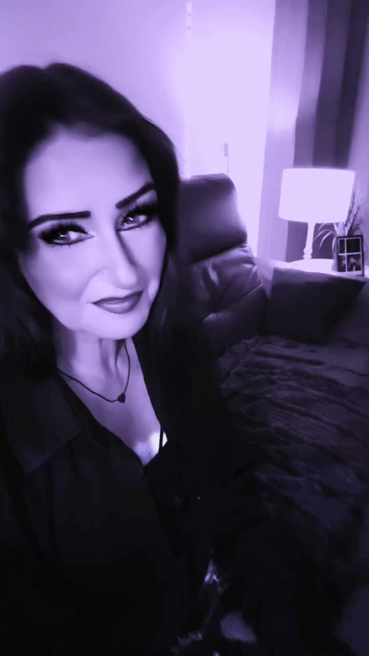 @𝕸𝖎𝖉𝖓𝖎𝖌𝖍𝖙 𝕸𝖚𝖘𝖊 🎤🌑