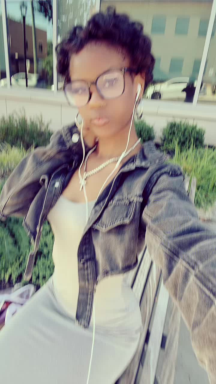 @Zy’Janae