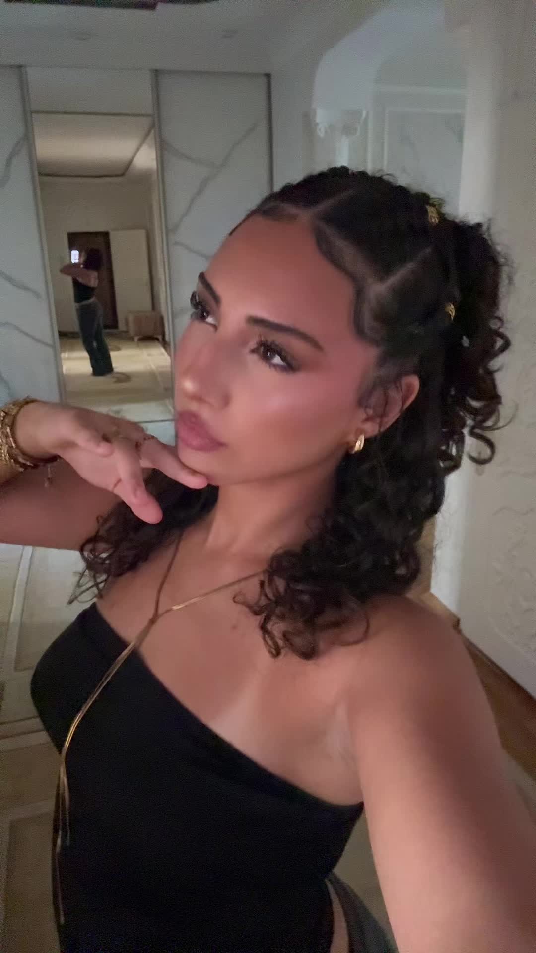 @𝑭𝒂𝒓𝒊𝒅𝒂 🪽