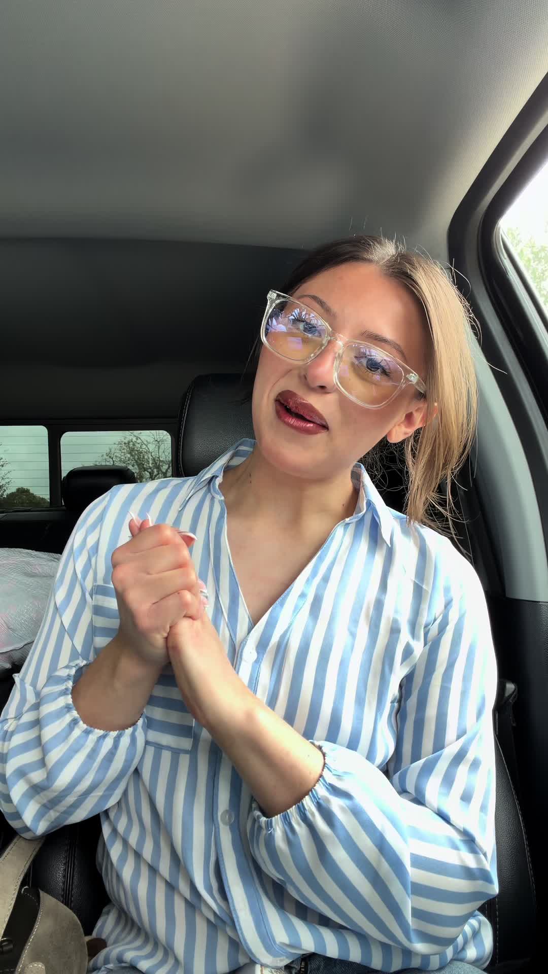 @Babe_its_Nessa