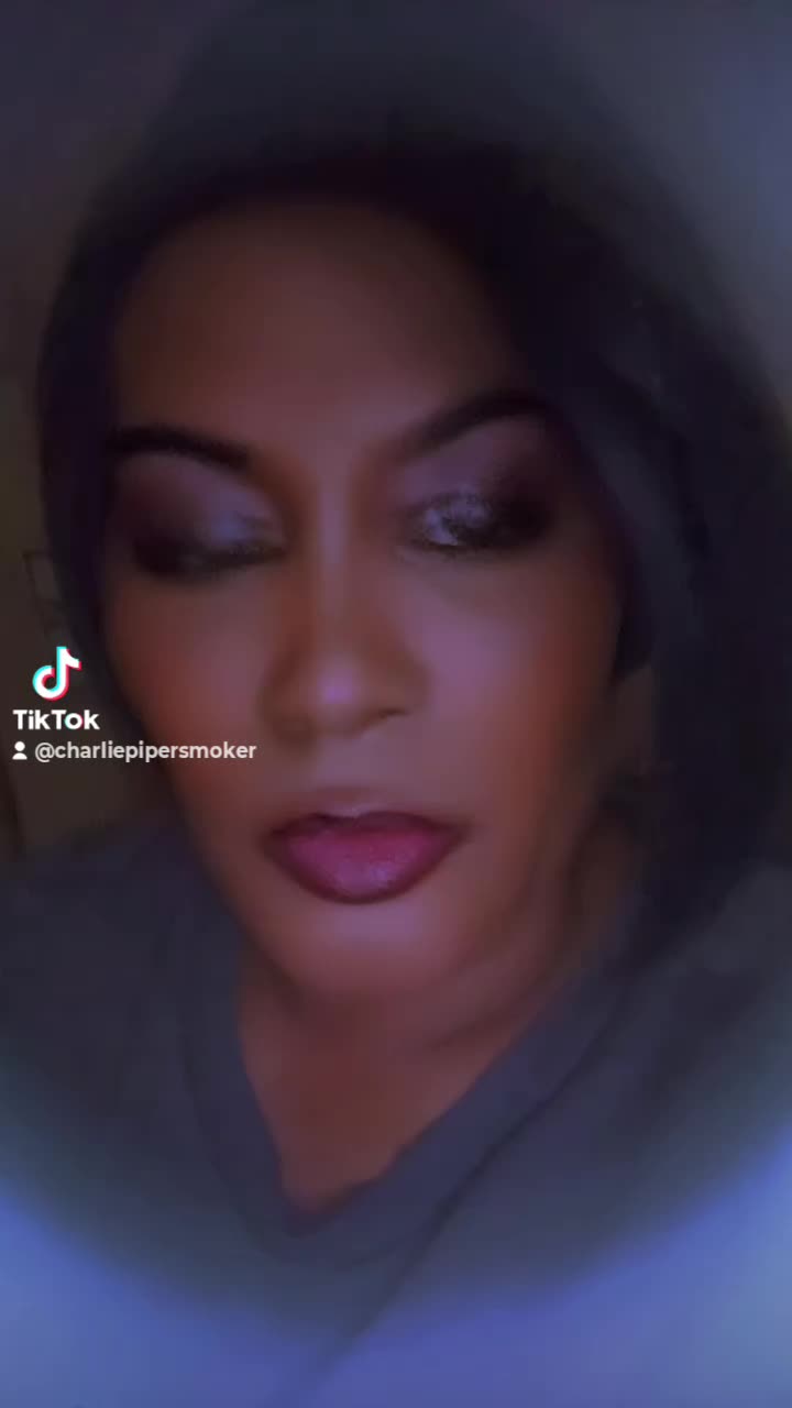 @🥴😭😂😁