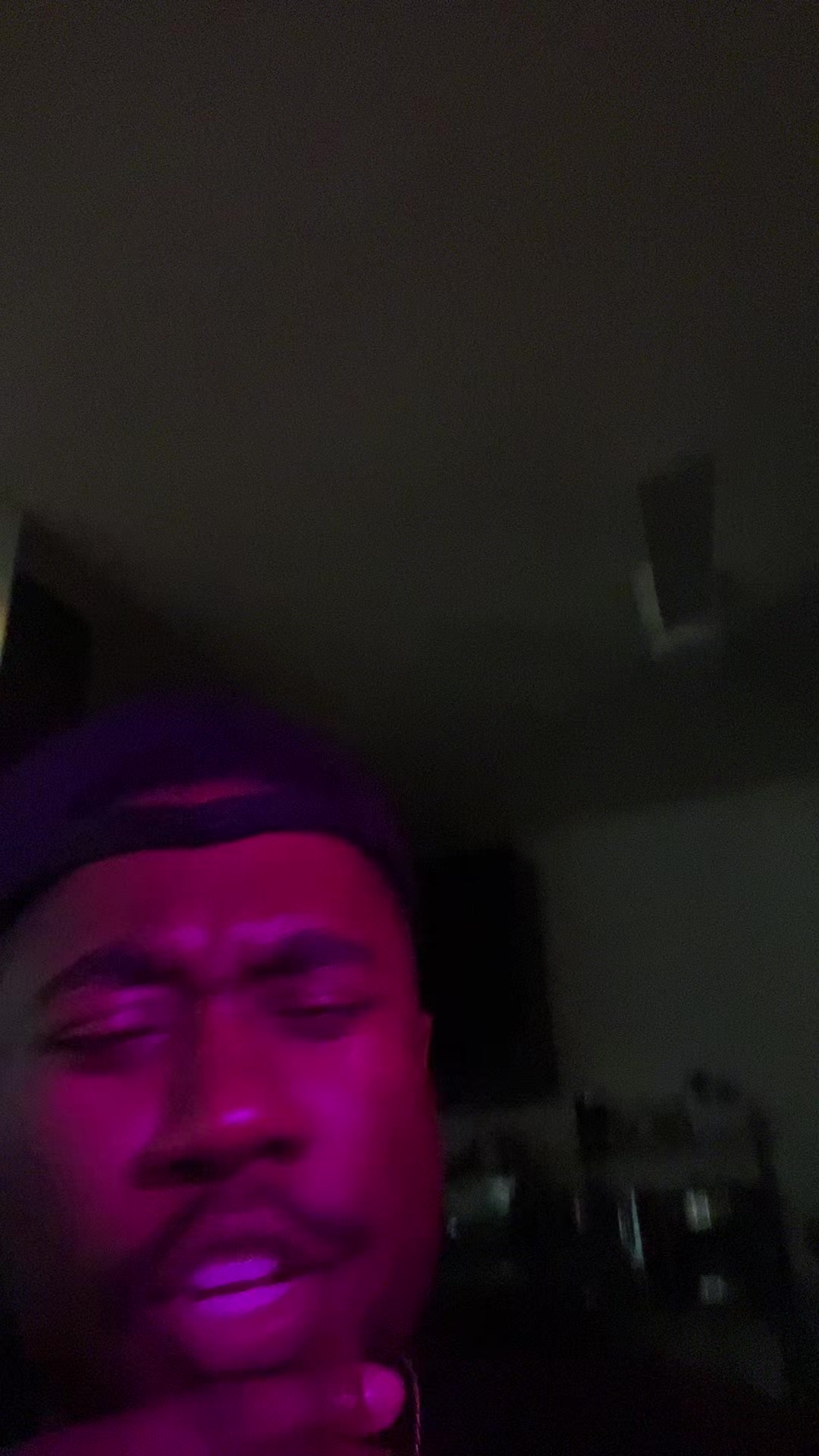 @URBANROYALTYX
