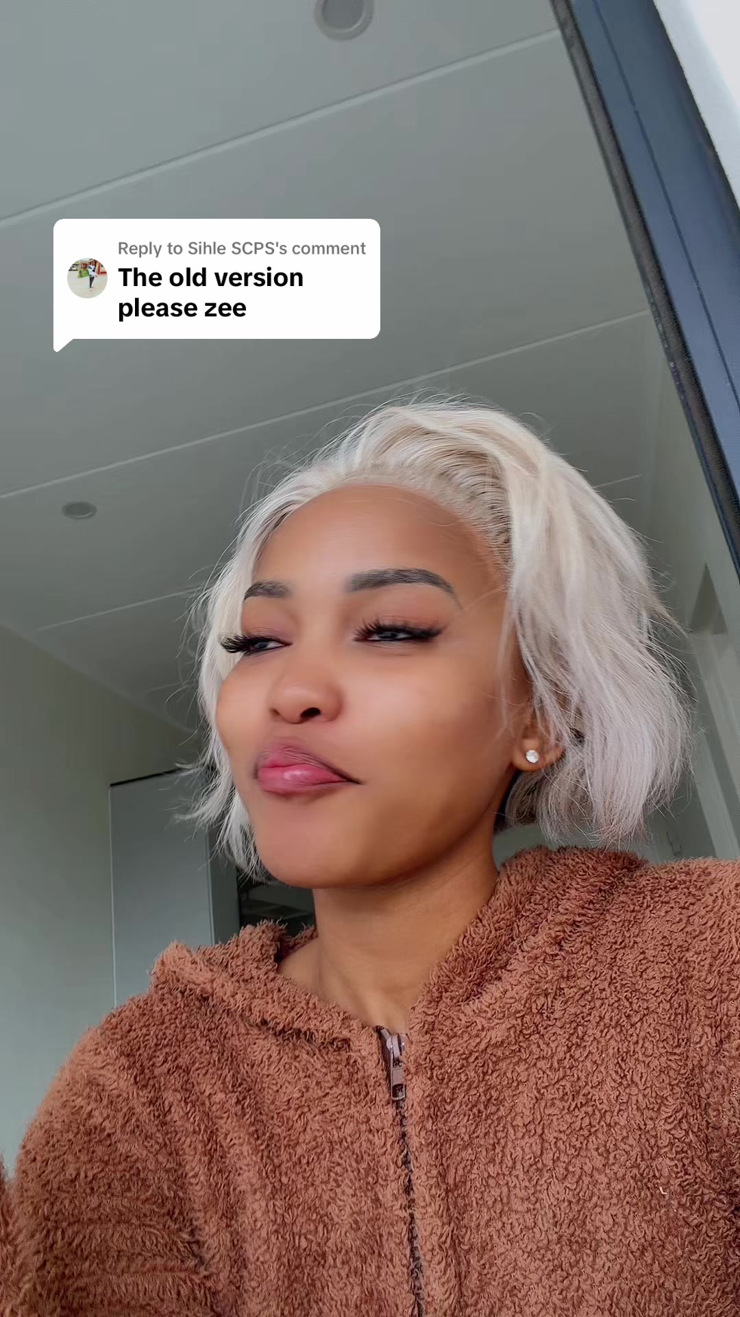 @Zee Nxumalo