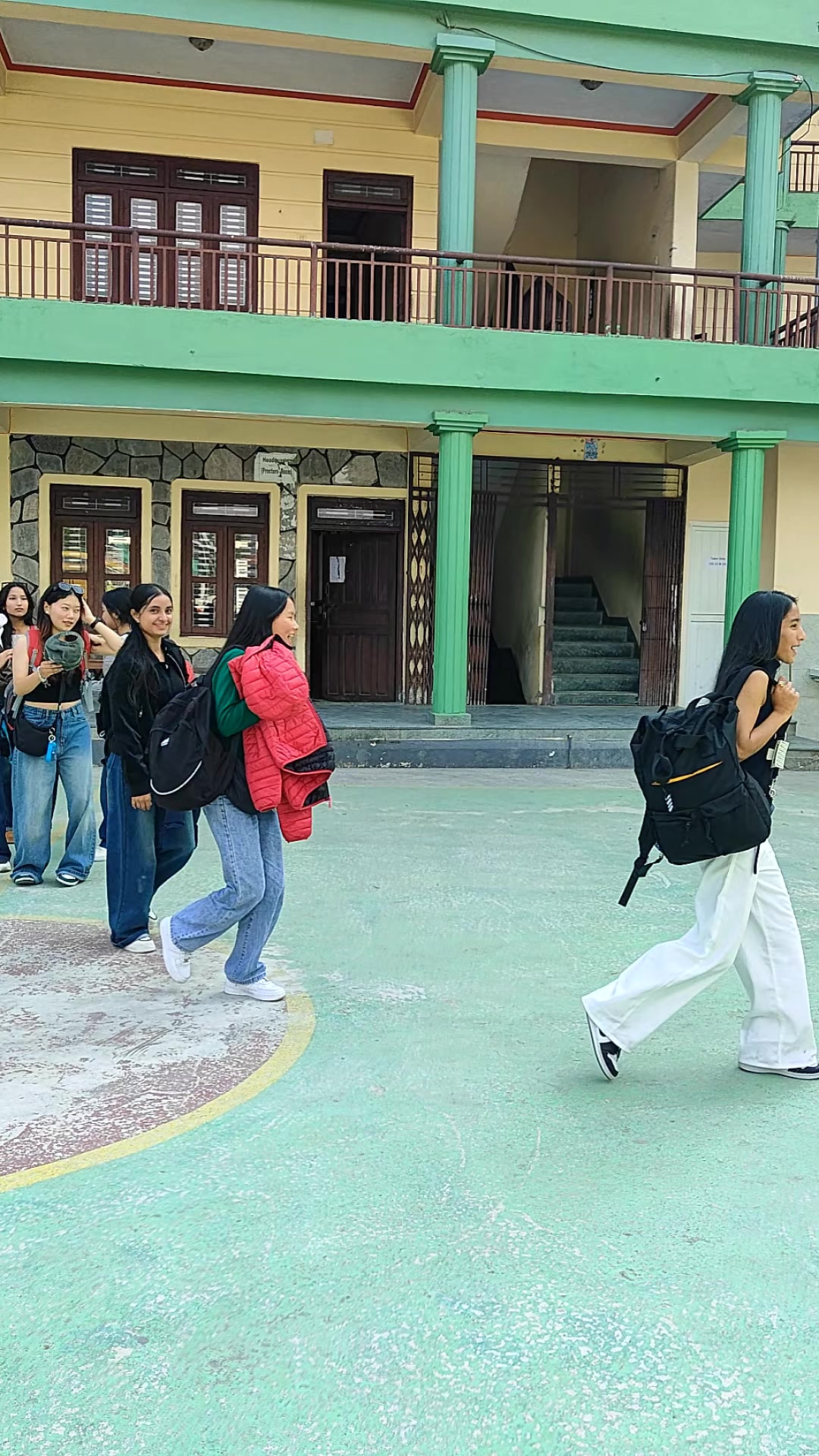 @Step By Step Secondary School