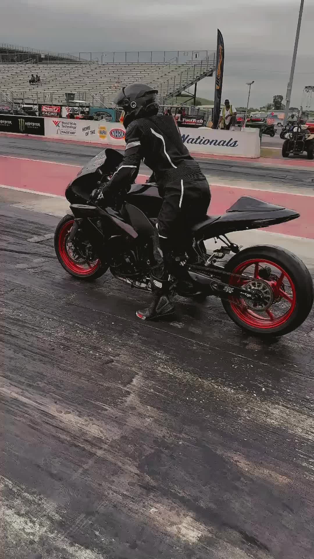 @Moto Charlie