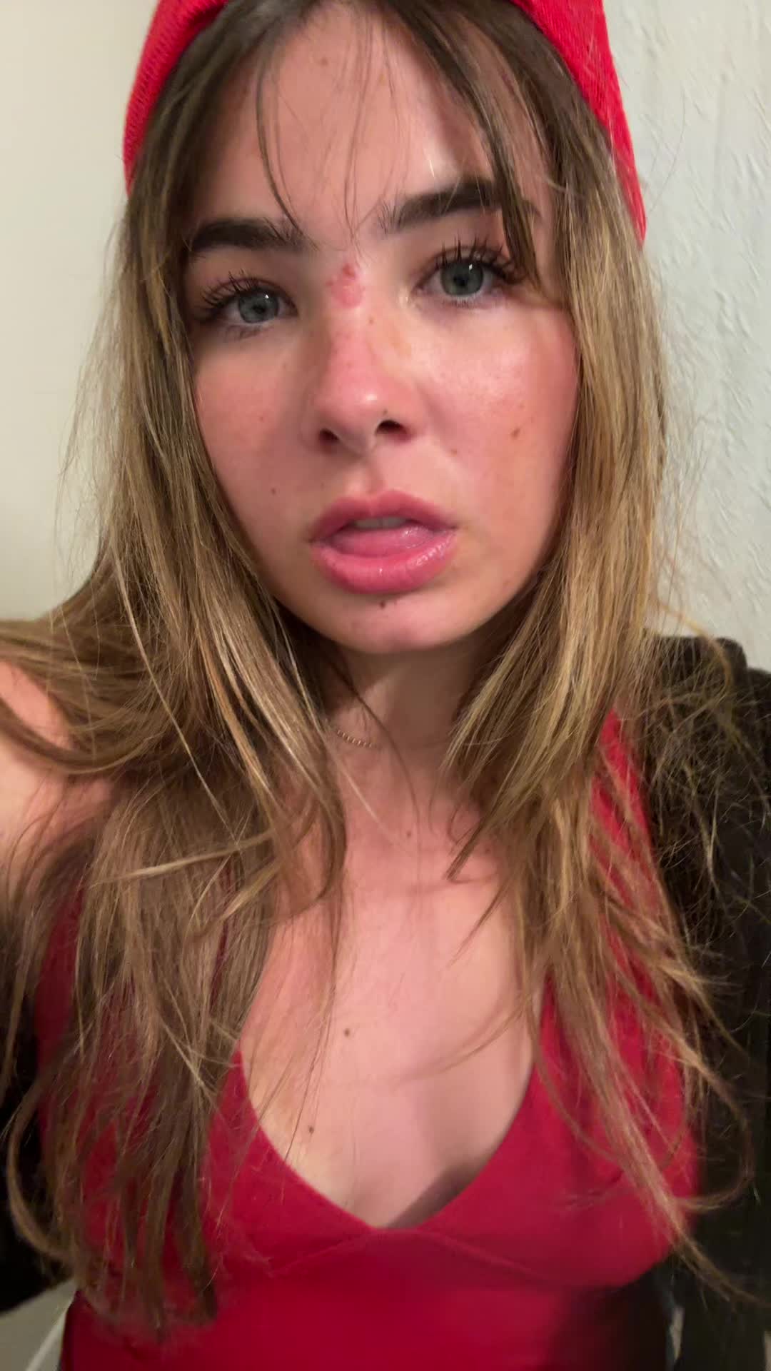 @Bella