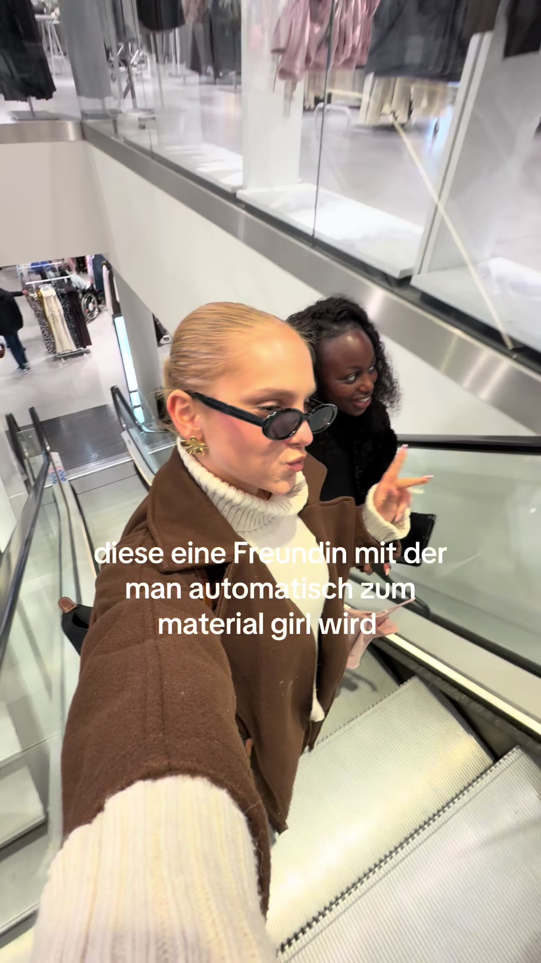 @glowingsusi