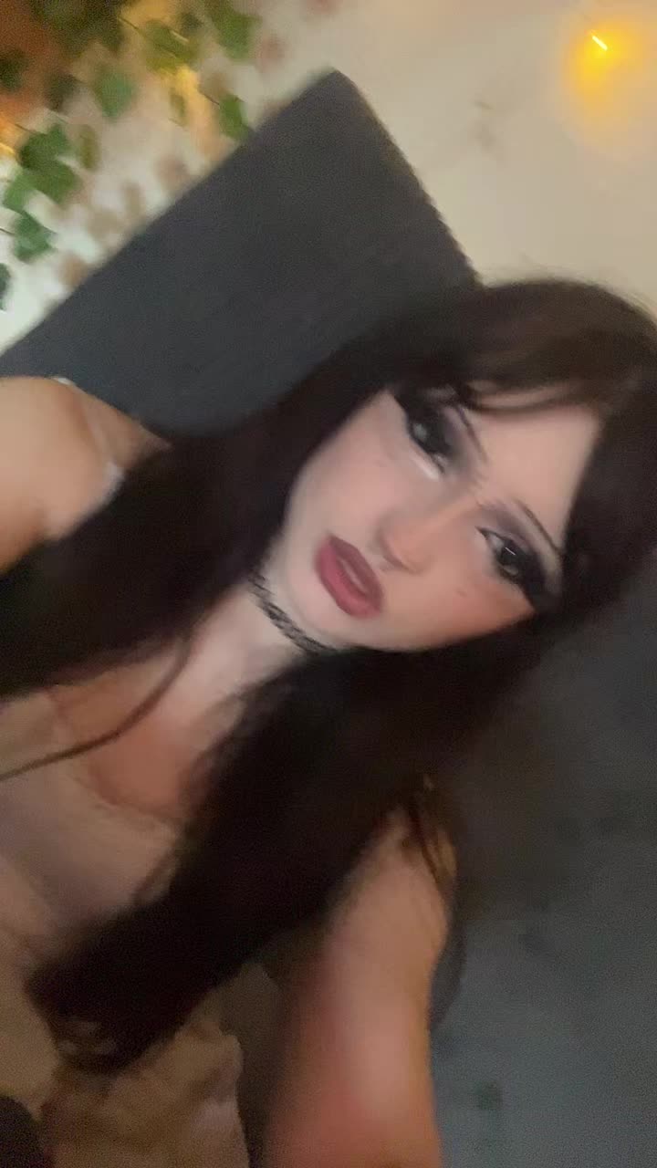 @sabrina🦇