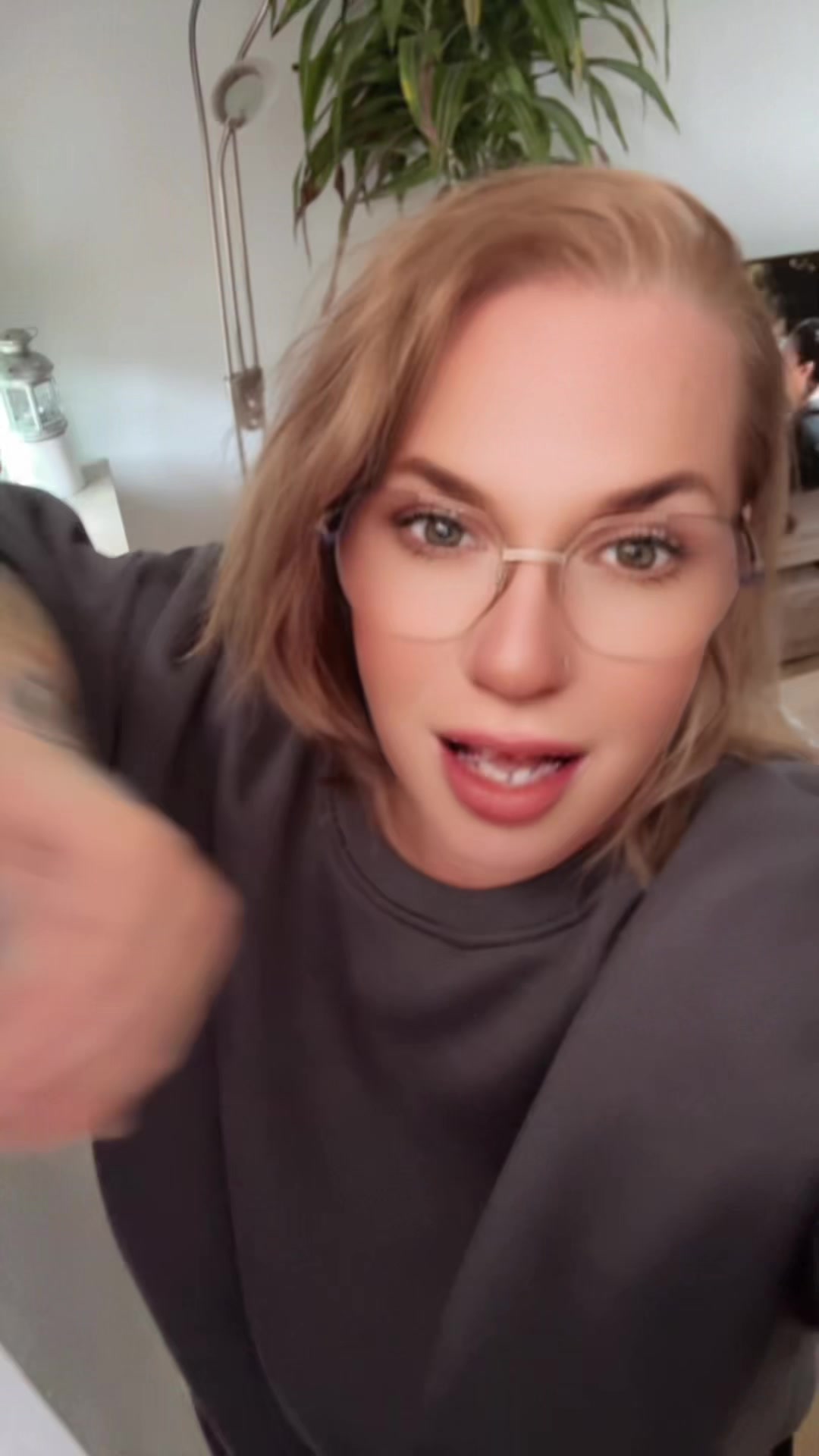 @Hony-Peach
