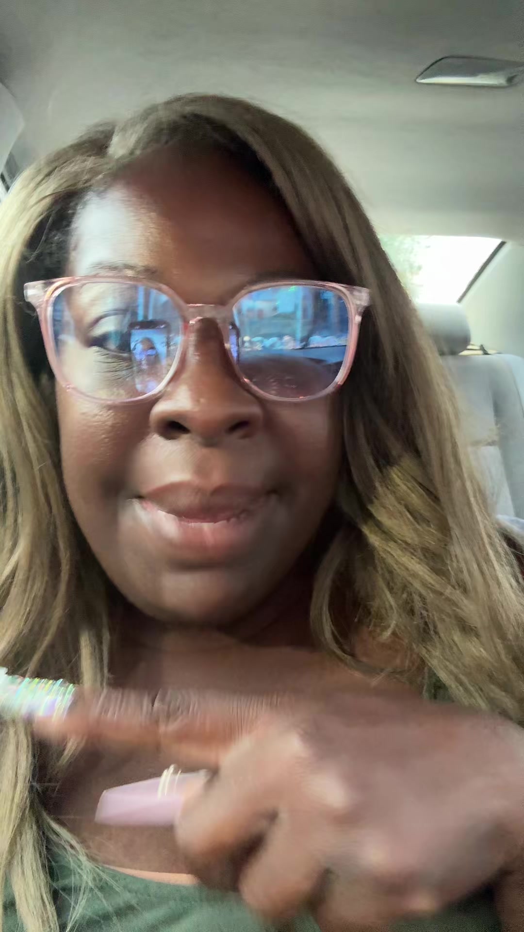 @newswithb
