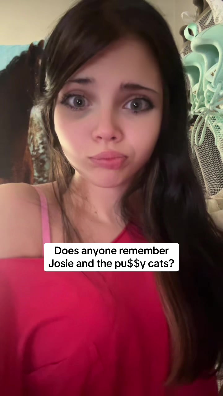 @lillybeenn
