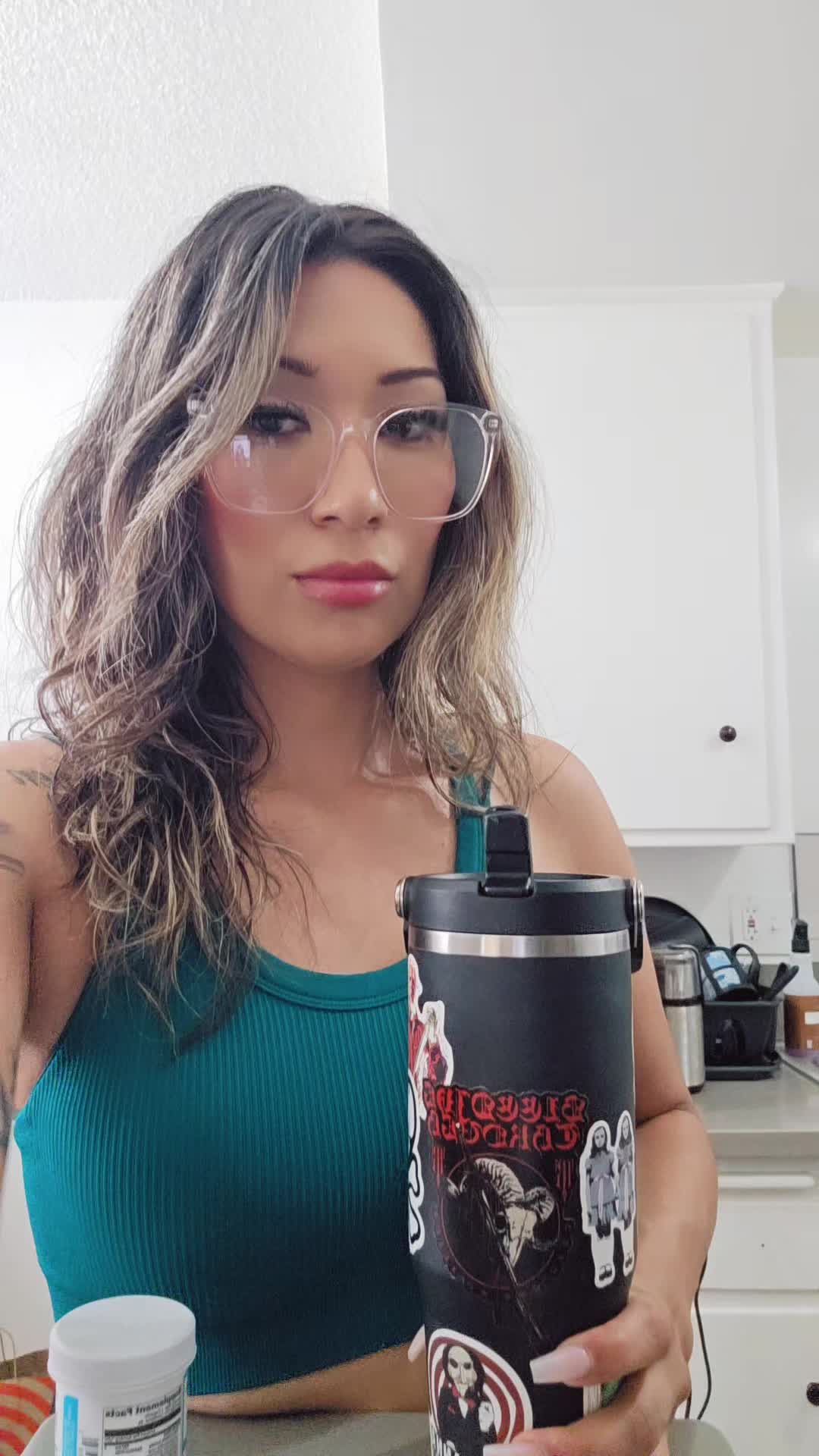 @SoberBabeLA