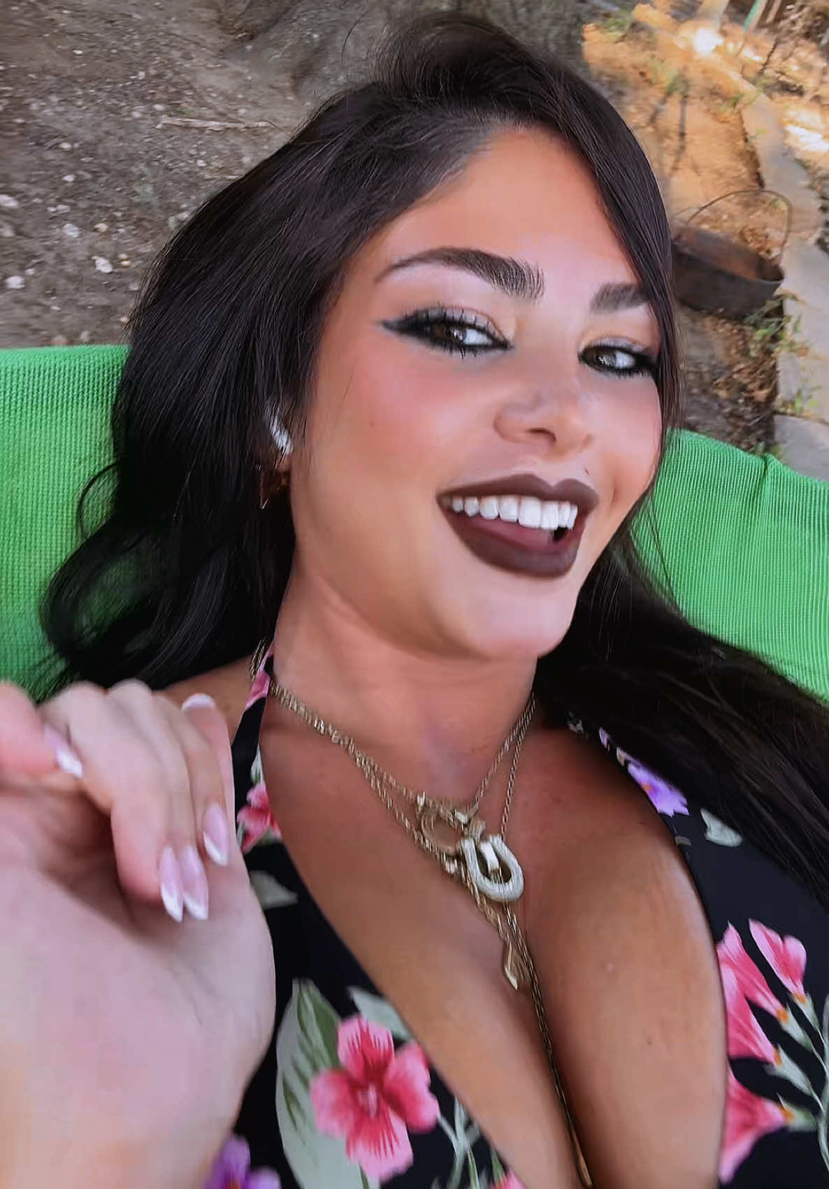 @ryannshikle_