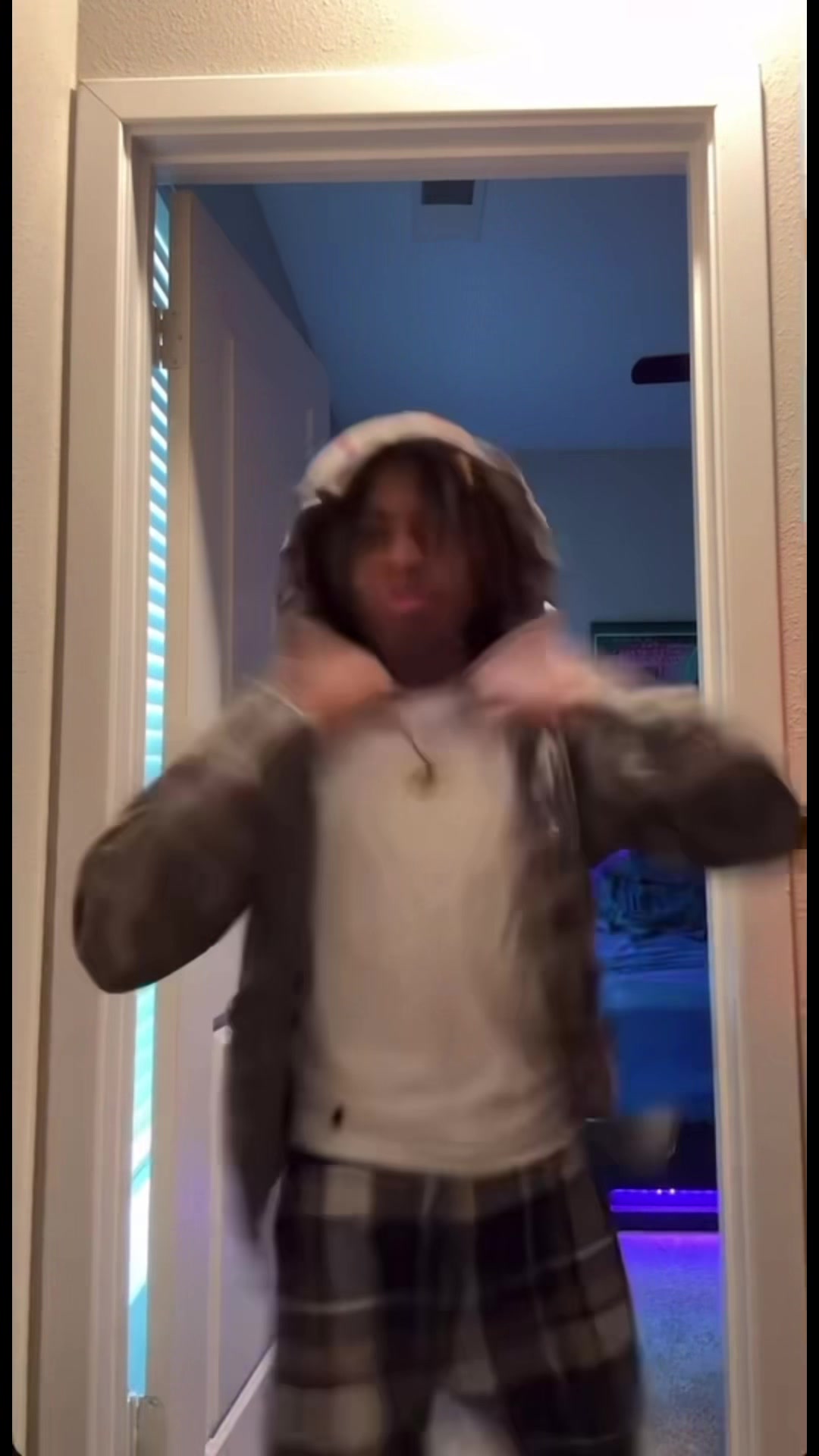 @Blxckhouse☄️
