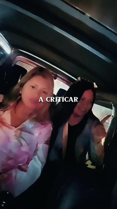 @Paola