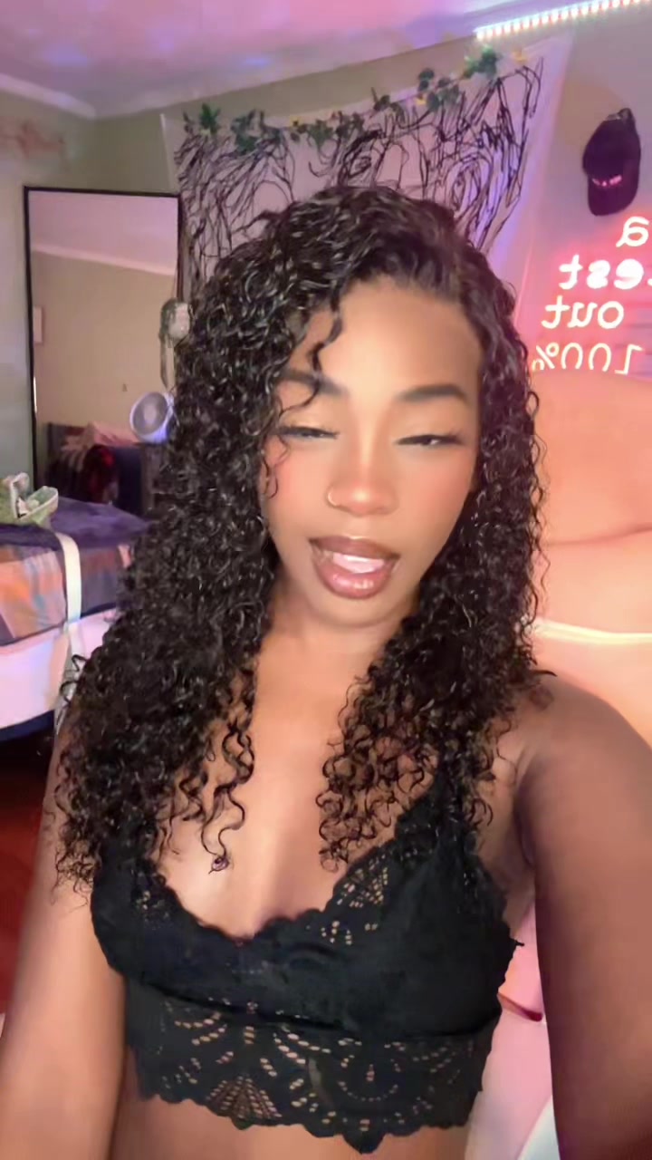 @allicattt