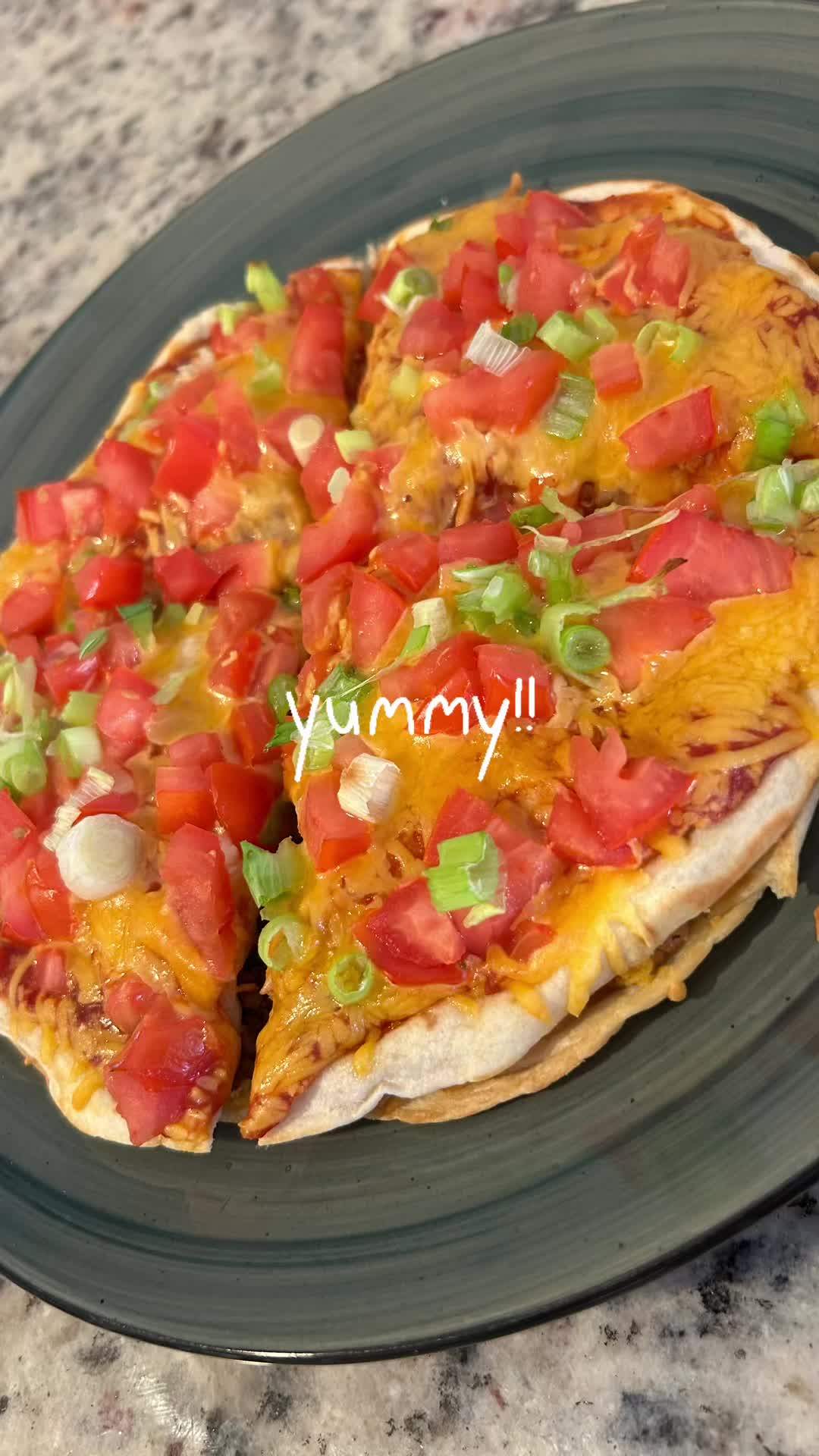 @bl0odmo0n40
