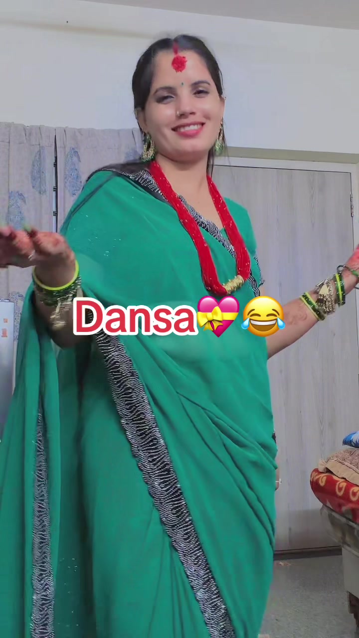 @Niru Queen 👑❣️🥀
