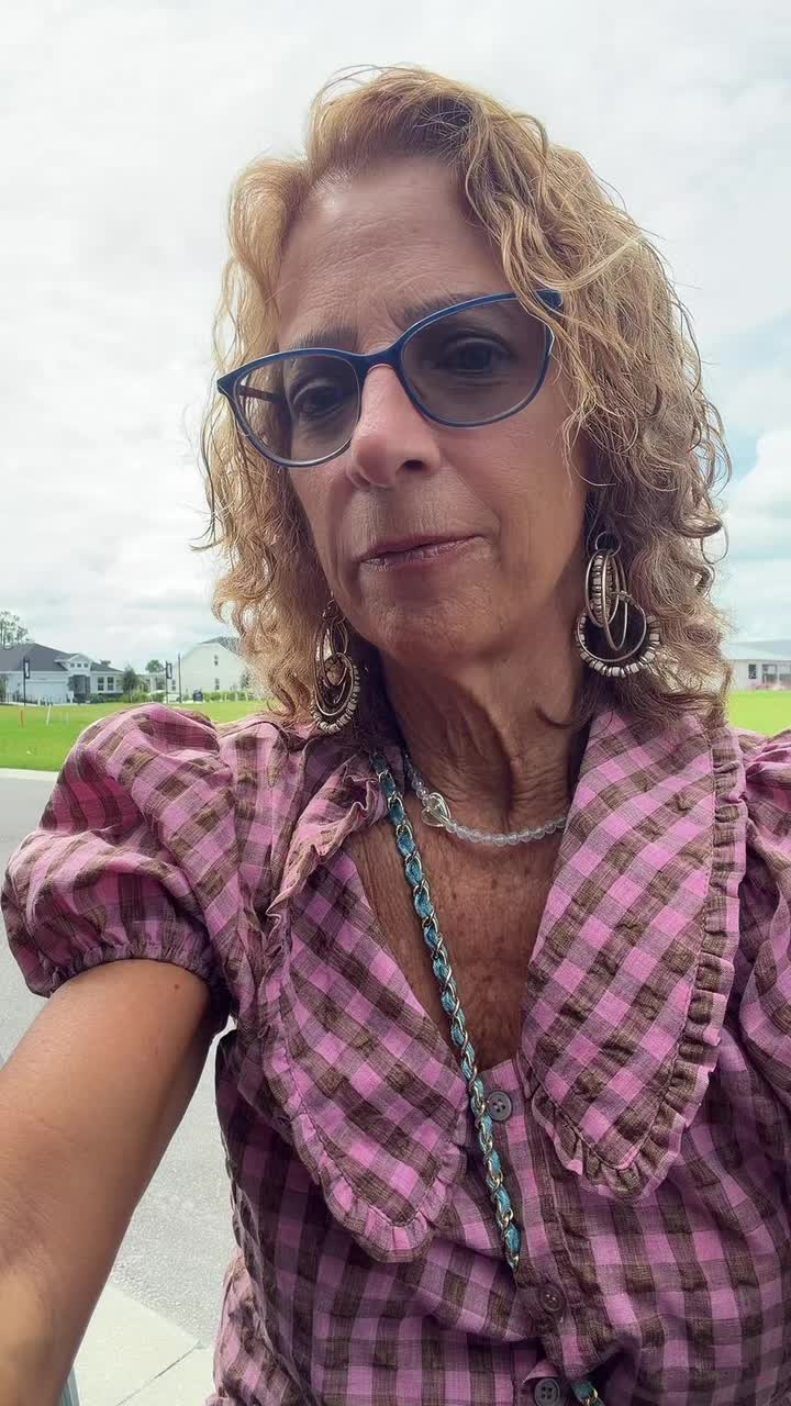 @laurabarshaw Florida Realtor