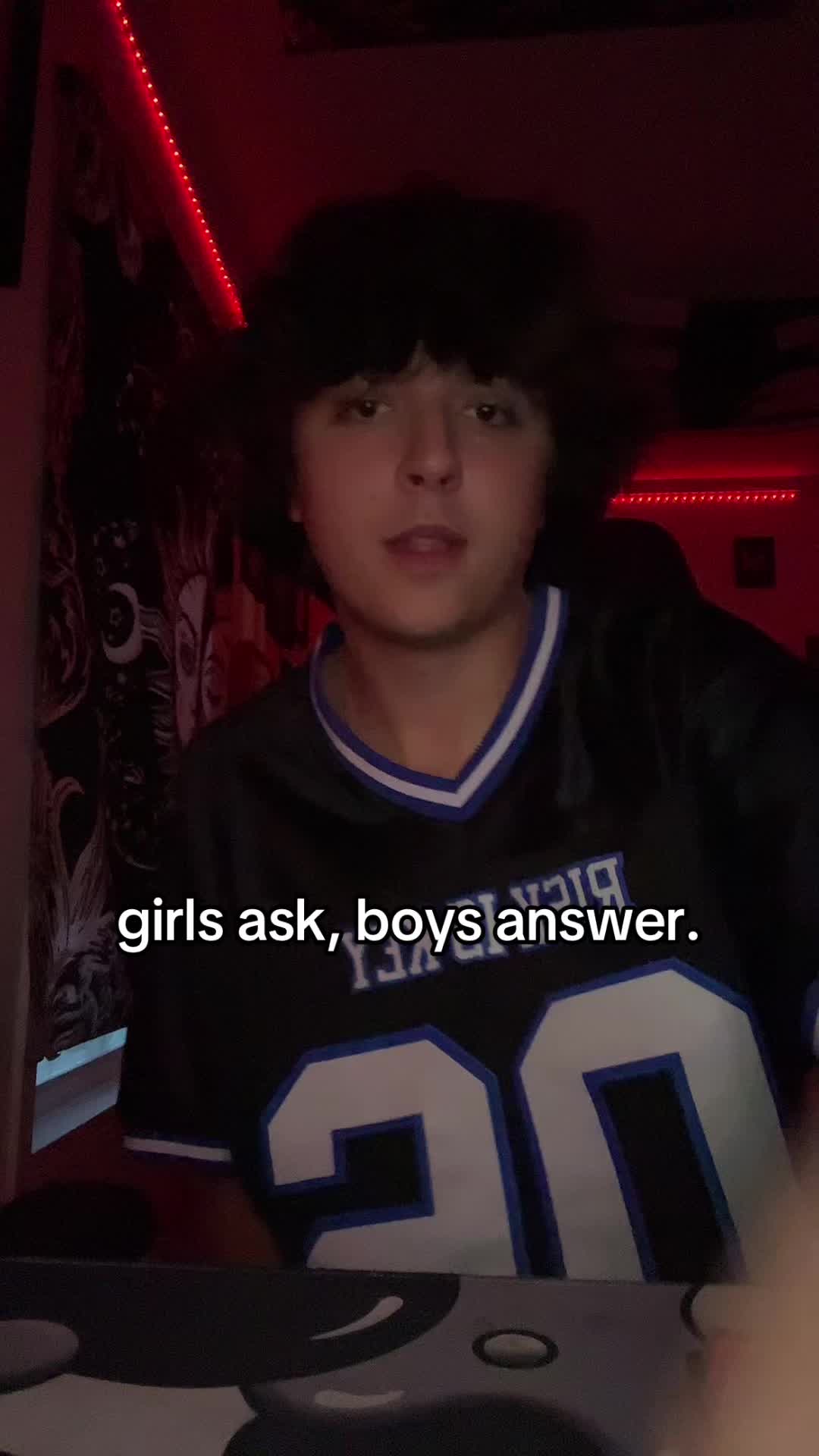 @T