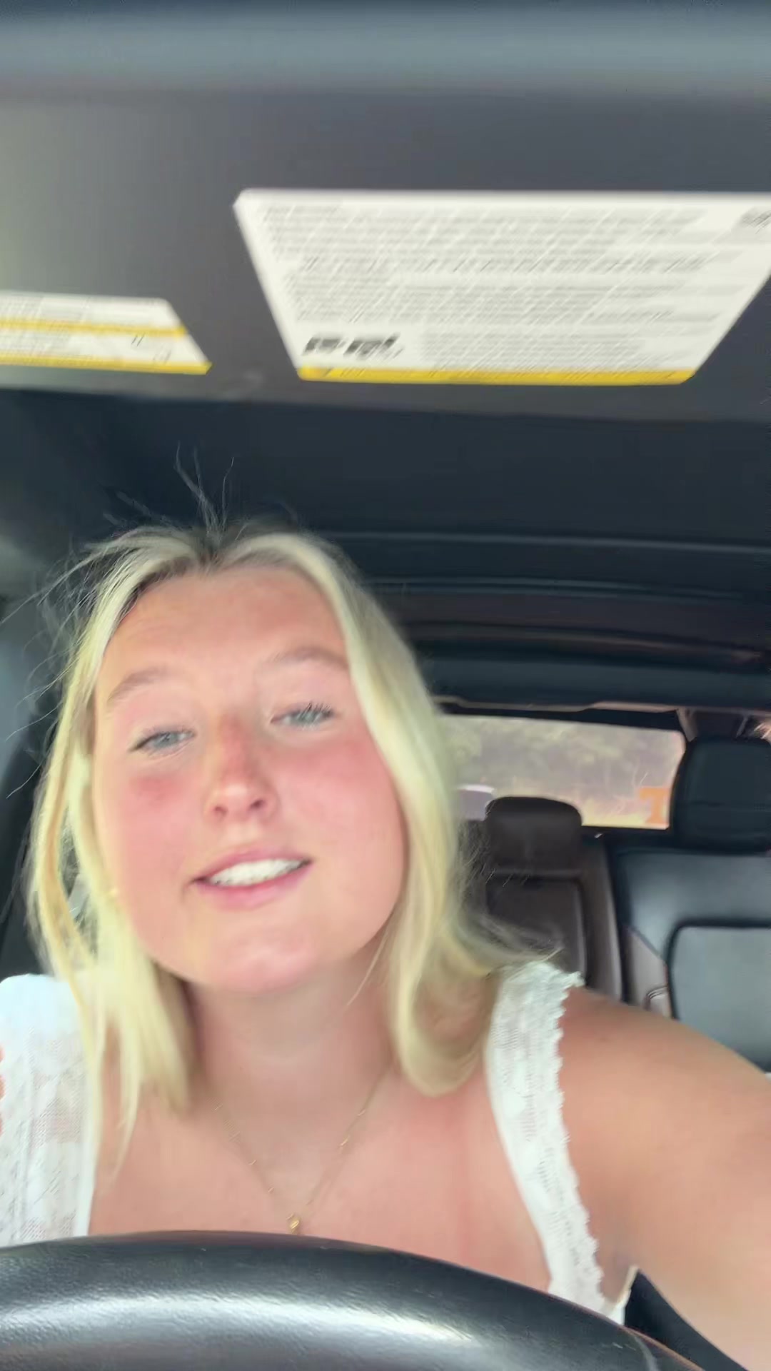 @caroline