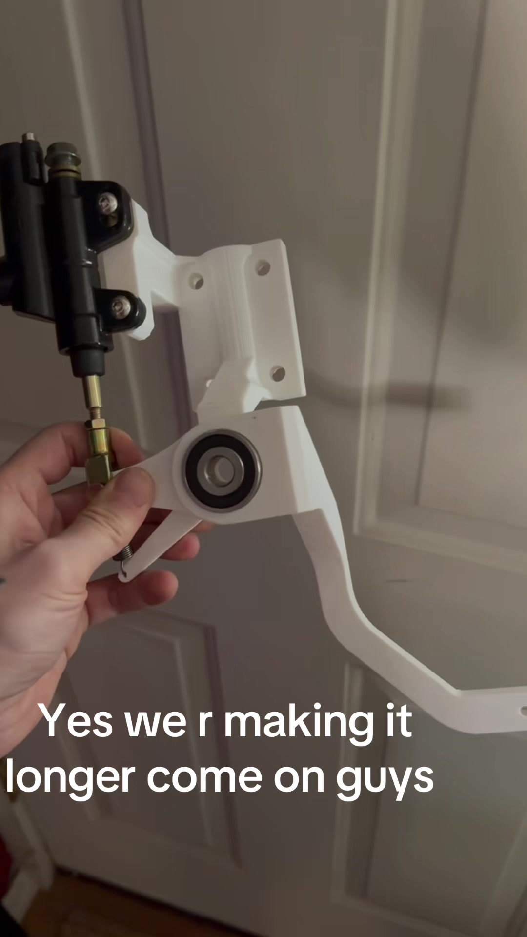 @Yelnats Builds Electrek