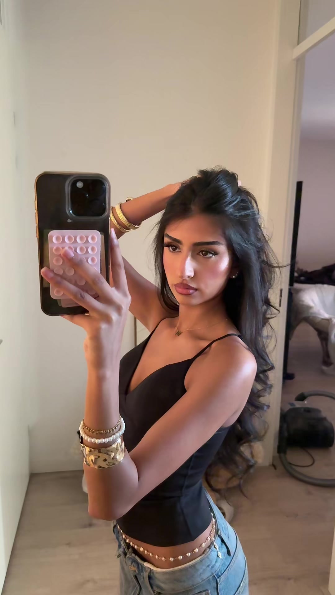 @LUNA LUANA AMIRI