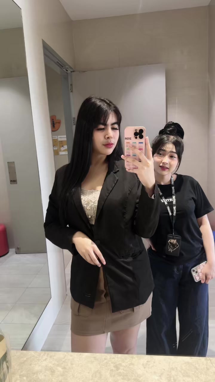 @เมย์ เสาวณีย์ 🖤