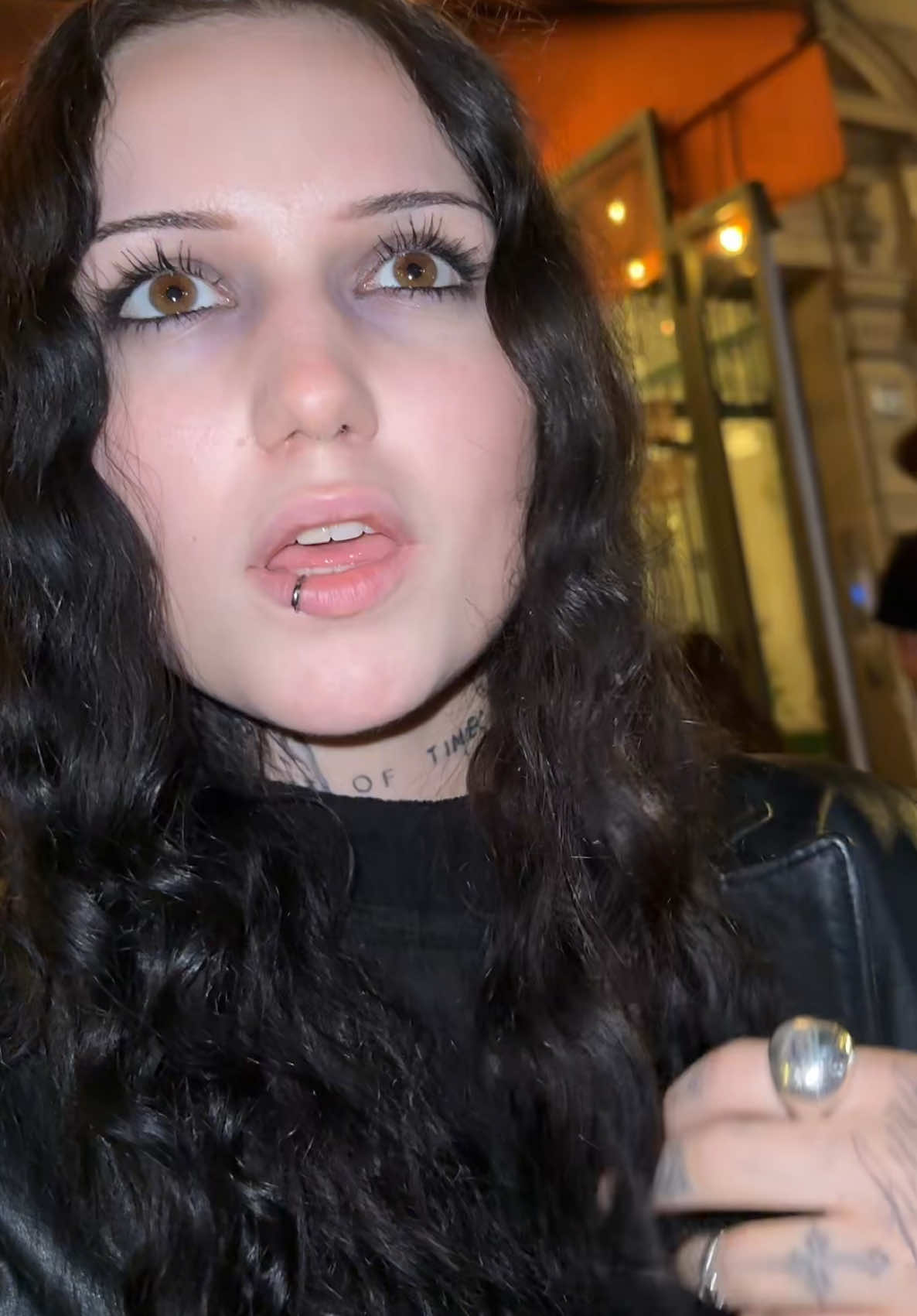 @Laura 🖤
