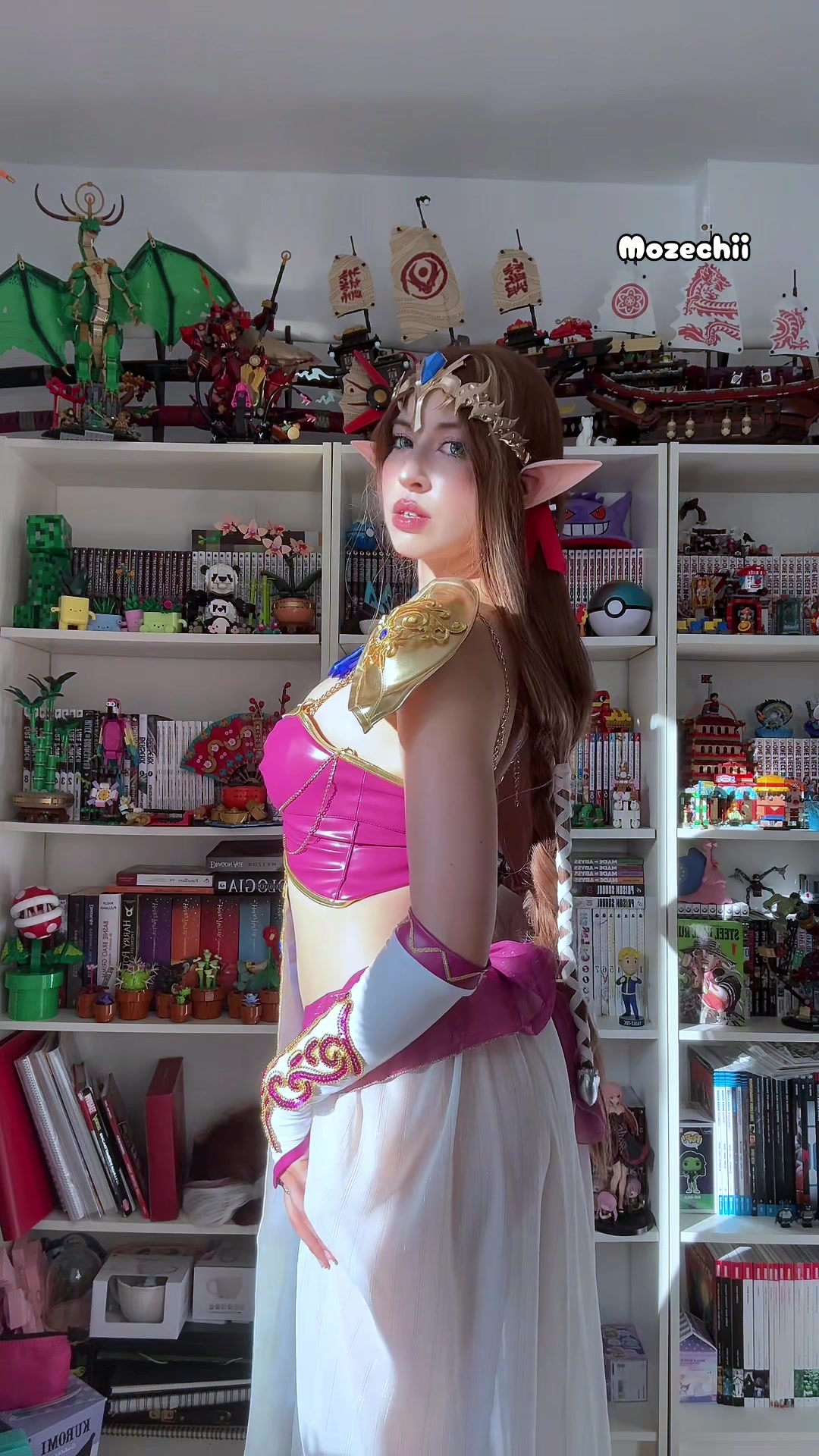 @Mozechii