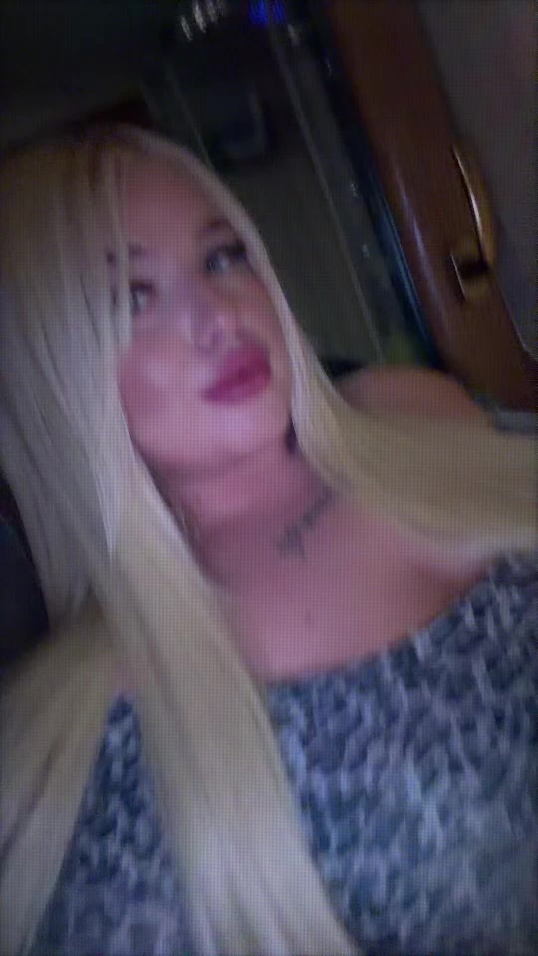 @𝐑🍒
