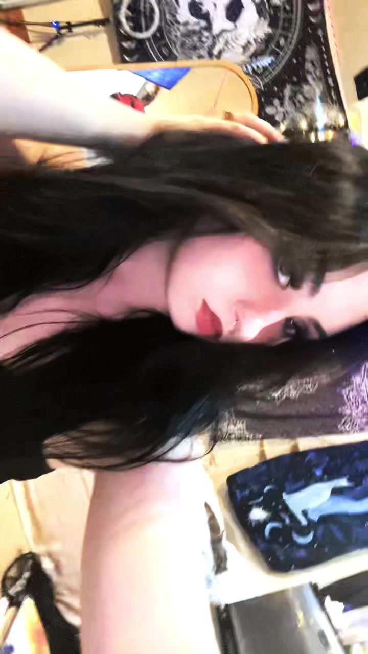 @skylahlove