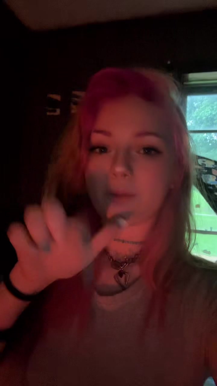 @Bella_9_9_9