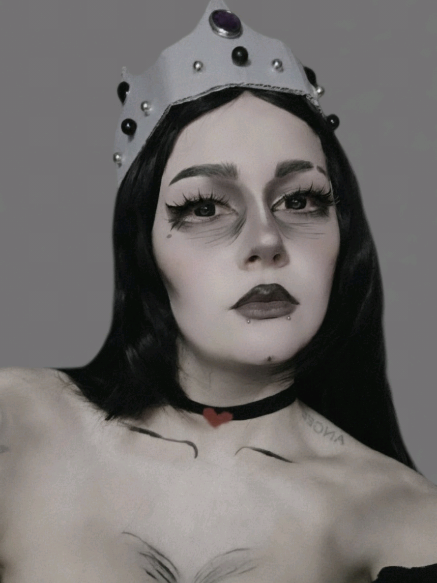 @twitch.tv/LunamiTV