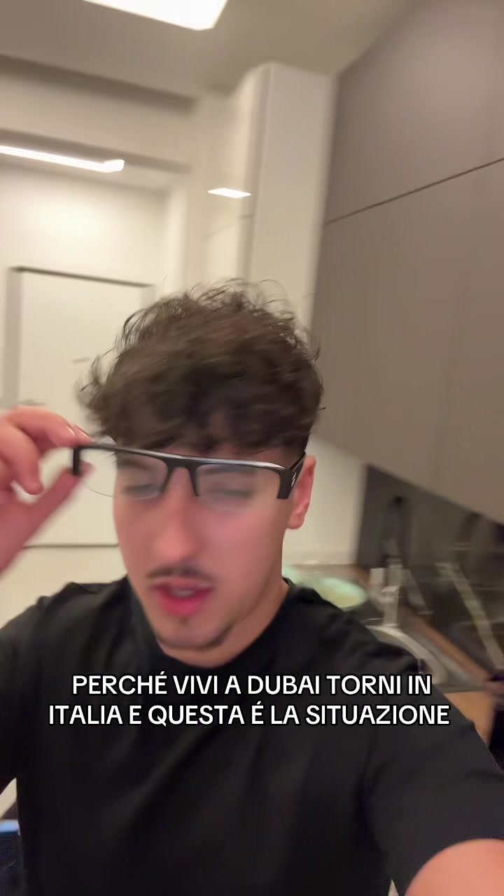 @MomiKings
