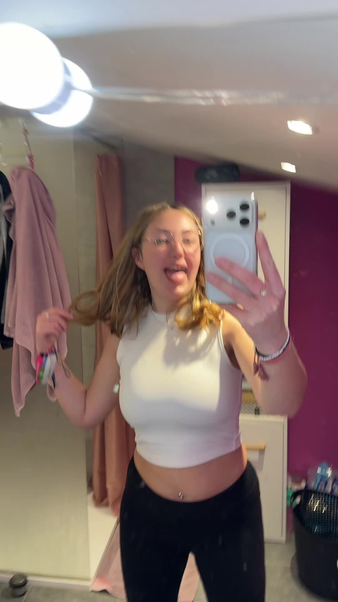 @Léa Hr 🌹❤️
