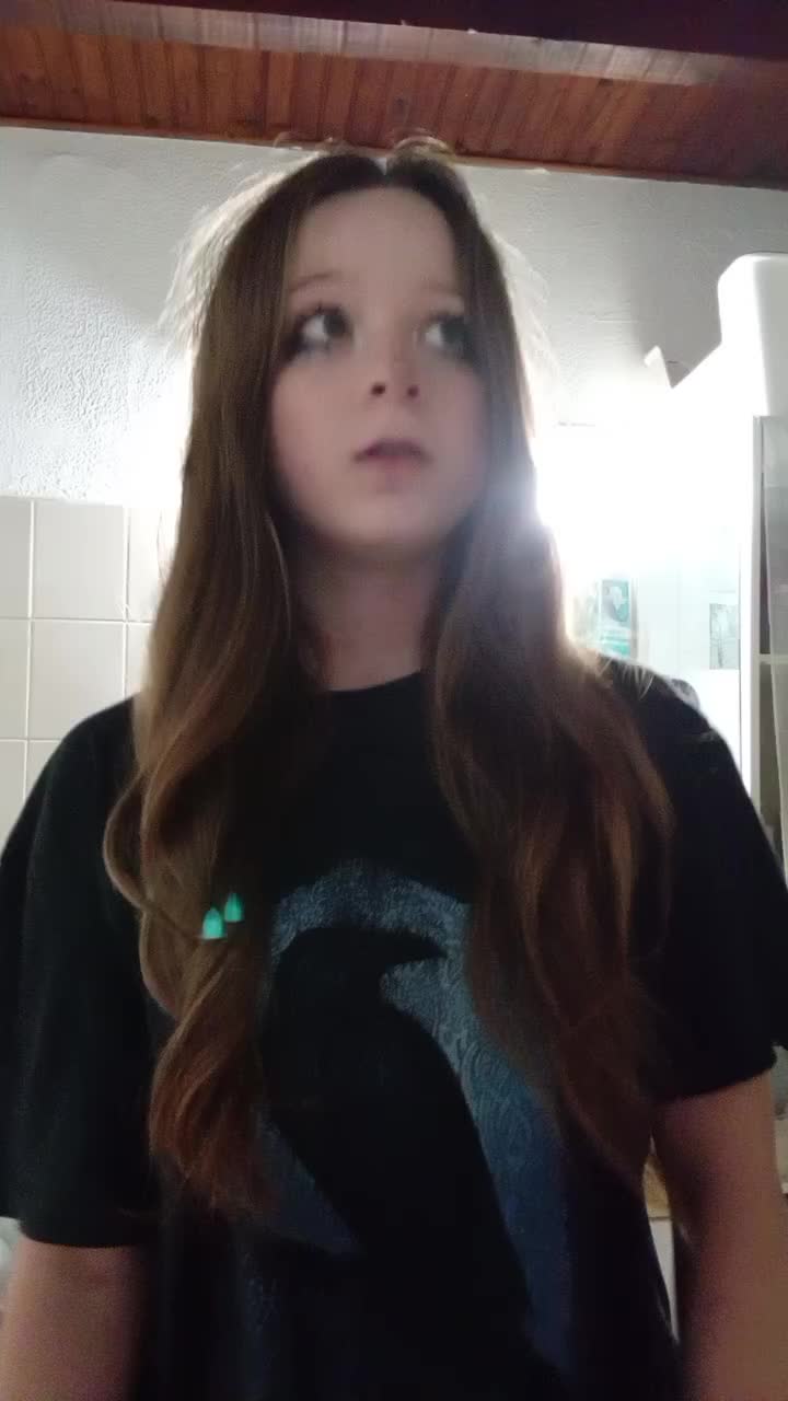 @Emi